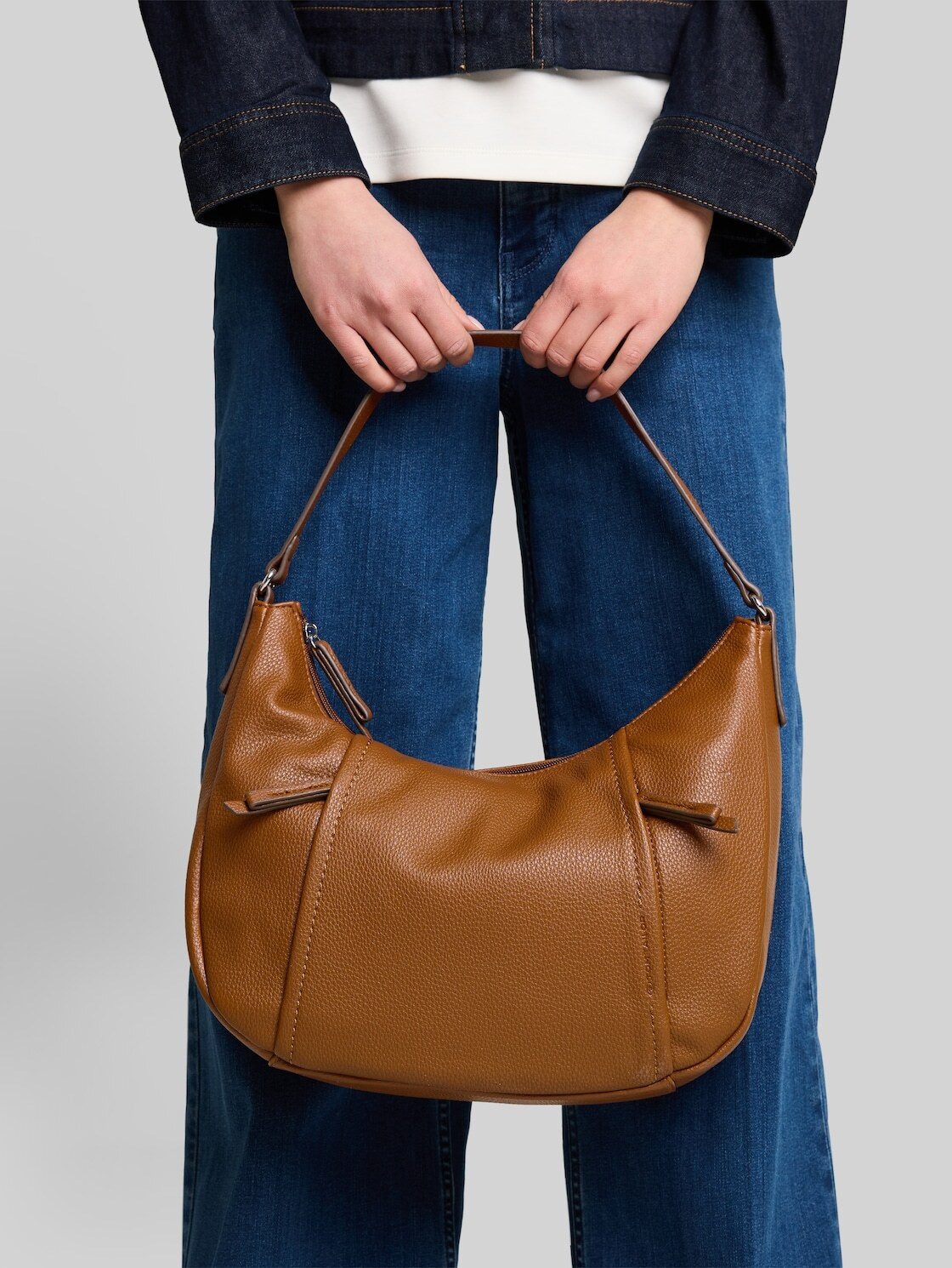 TOM TAILOR Beuteltasche Bags, TTBECA M Beuteltasche mit Reißverschluss-Details