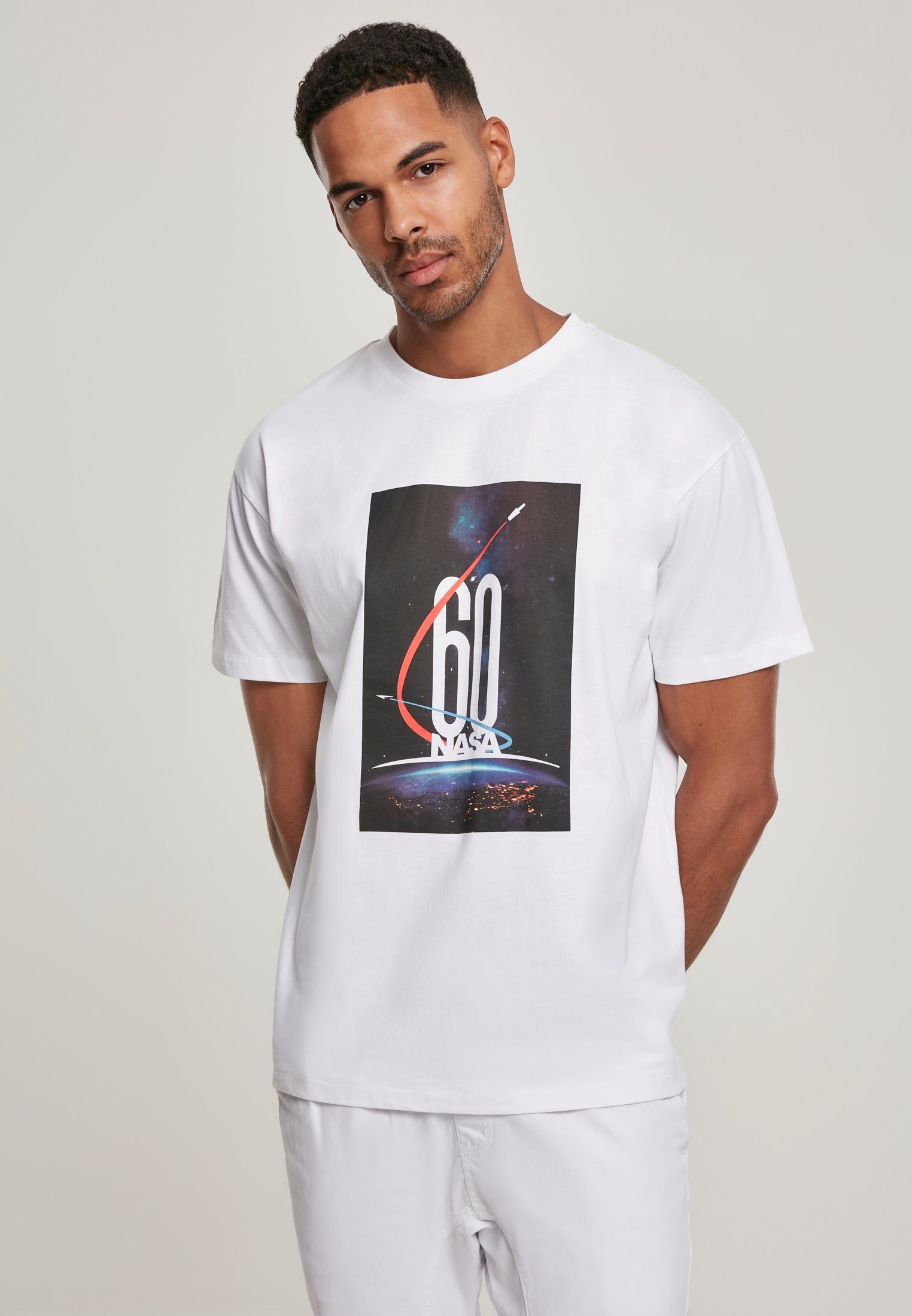 MT873 Print-Shirt Nasa black Mister Tee Astronaut
