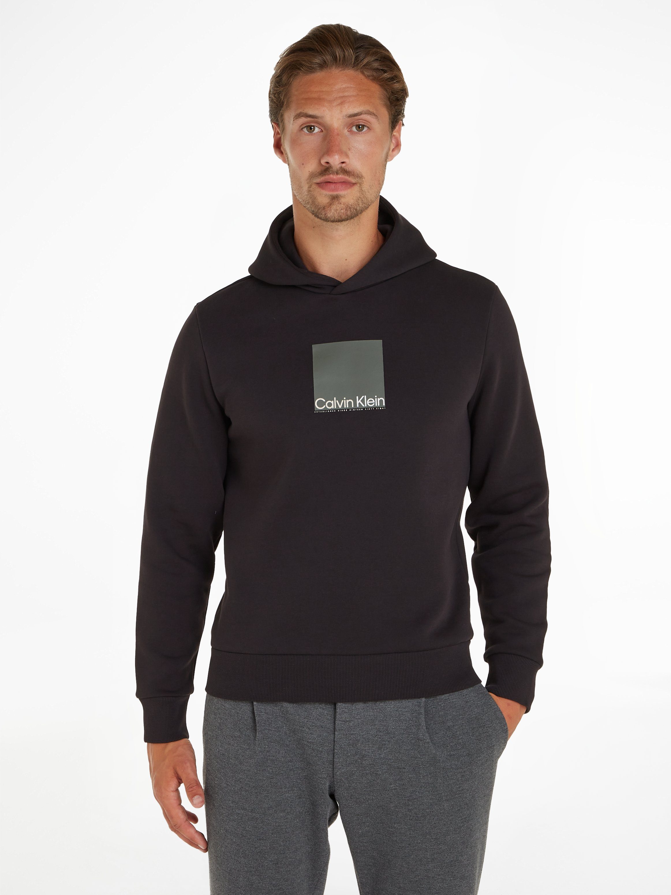 Calvin Klein Kapuzensweatshirt SQUARE LOGO HOODIE mit Markenlabel Ck Black