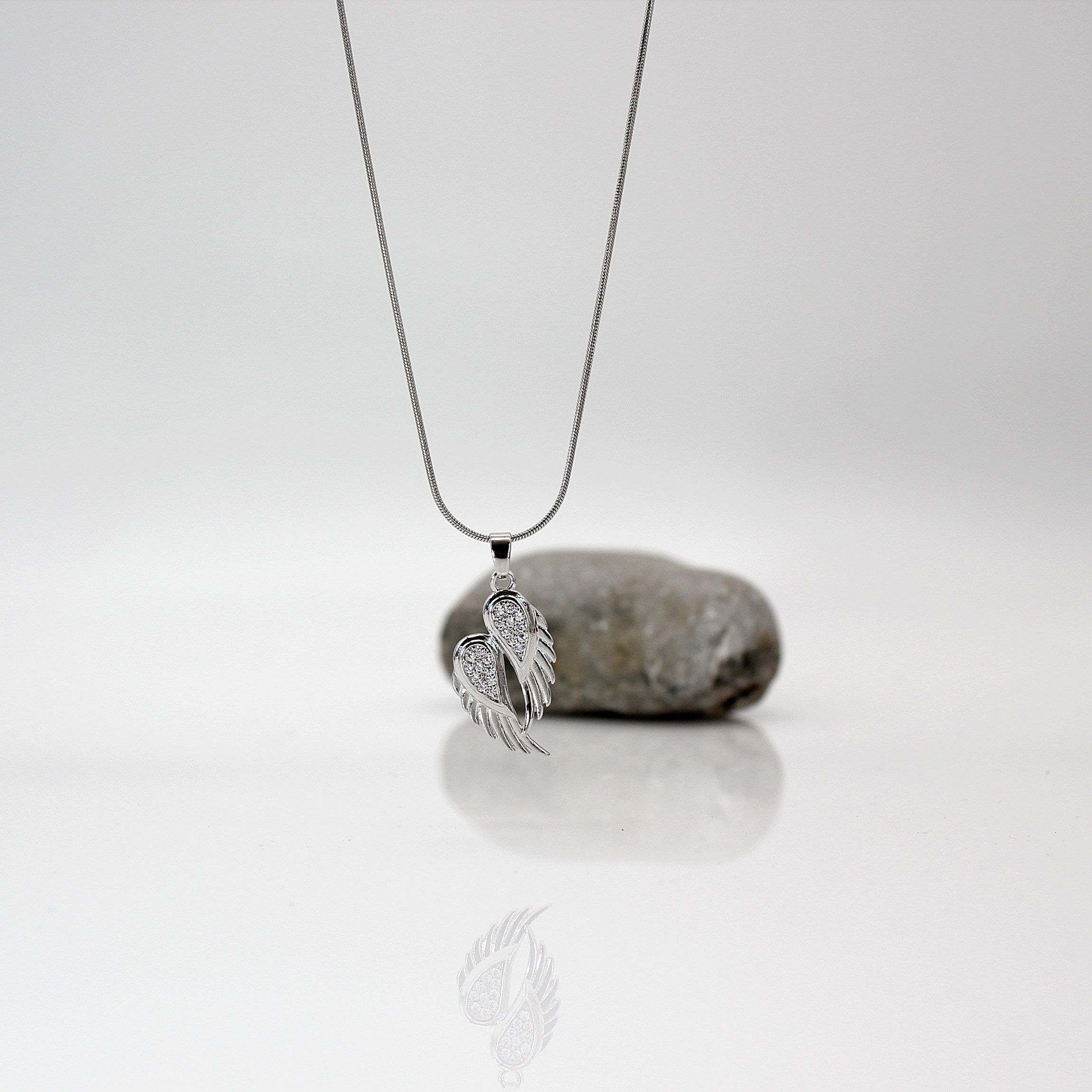 ELLAWIL Kette mit Anhänger Halskette mit Engelsflügel-Anhänger Kette Schlan günstig online kaufen