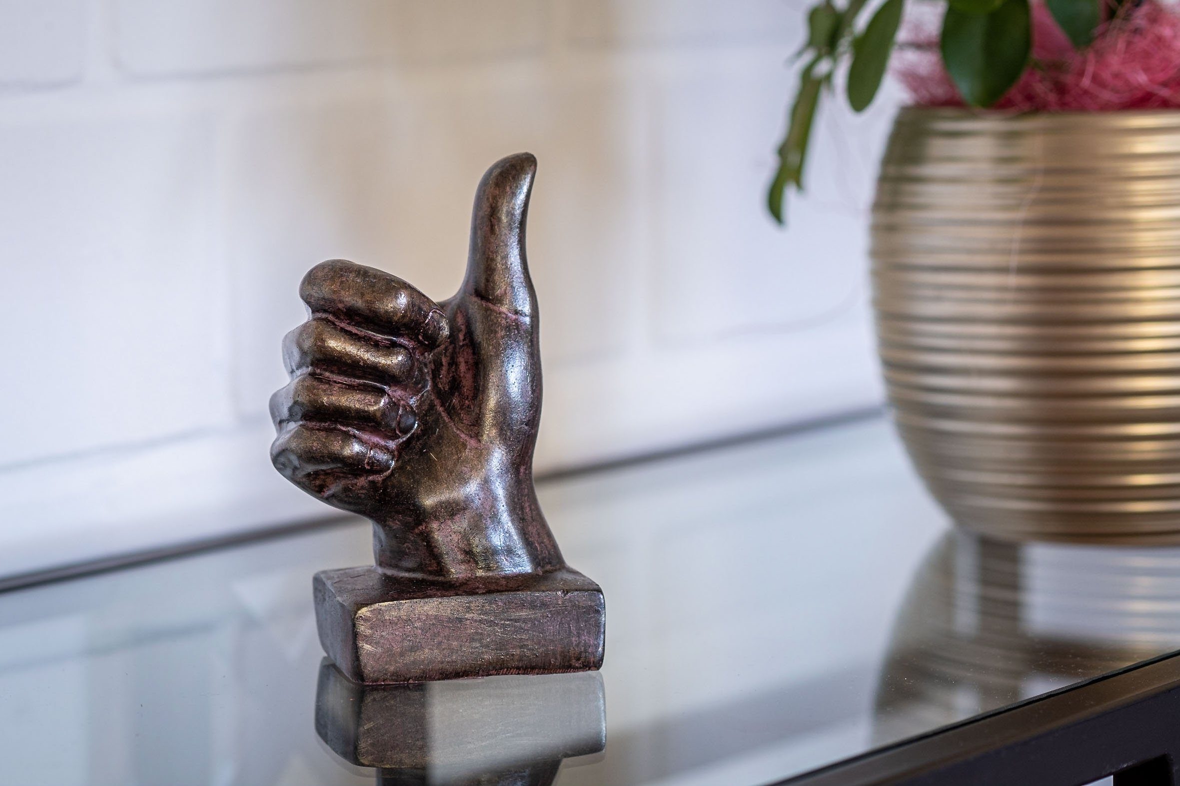 IDYL Dekofigur IDYL Moderne Skulptur Figur Resin "Daumen hoch", Moderne Figur "Daumen hoch".
