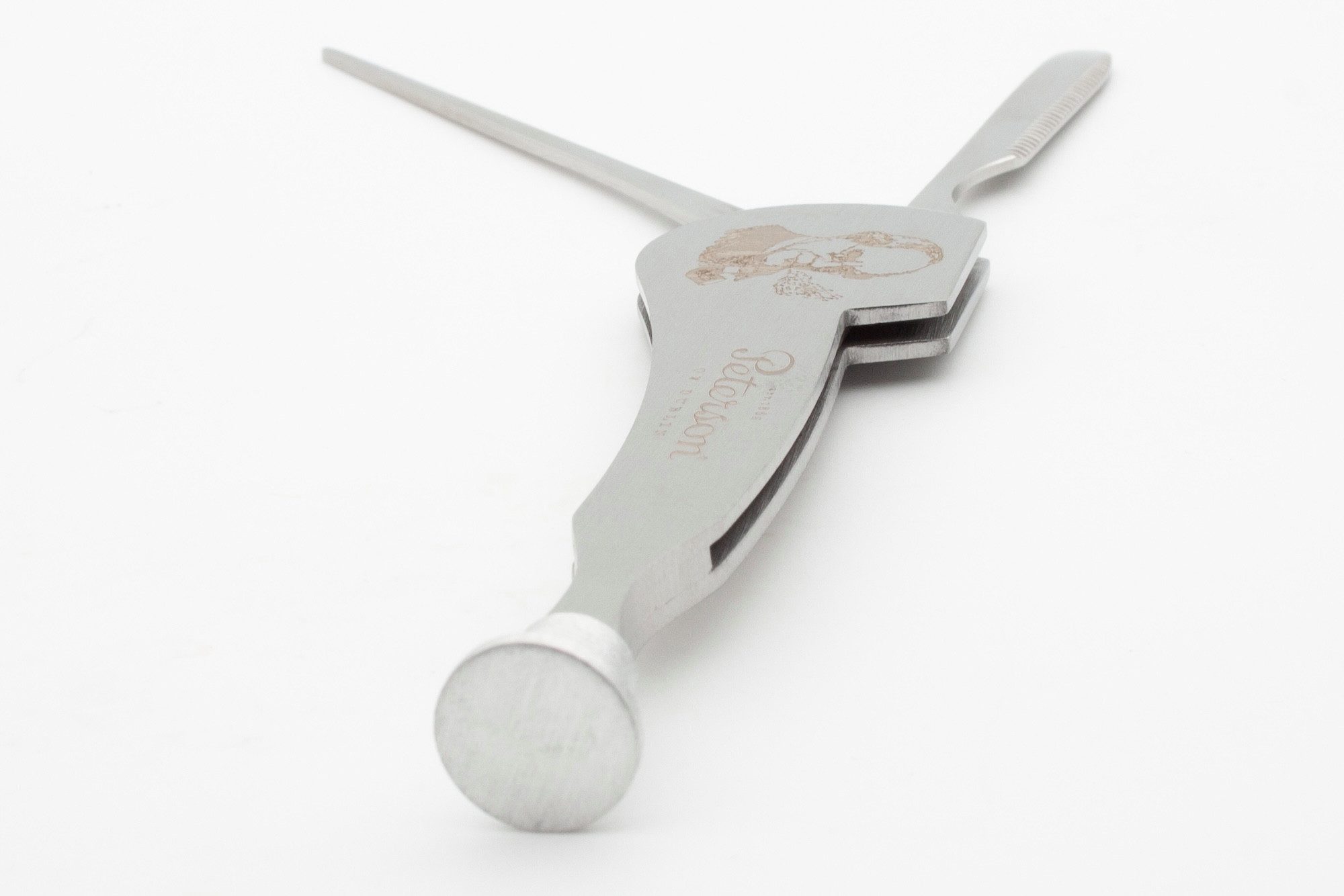 meytrade Stopfnadel Pfeifenstopfer von Peterson chrome gebürstet mit Lasergravur