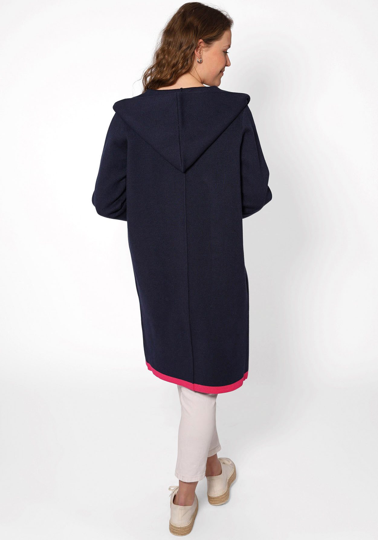 Zwillingsherz Cardigan "Mona" Kapuze, Taschen, Kontrast-Kanten, Langarm, ohne Verschluss