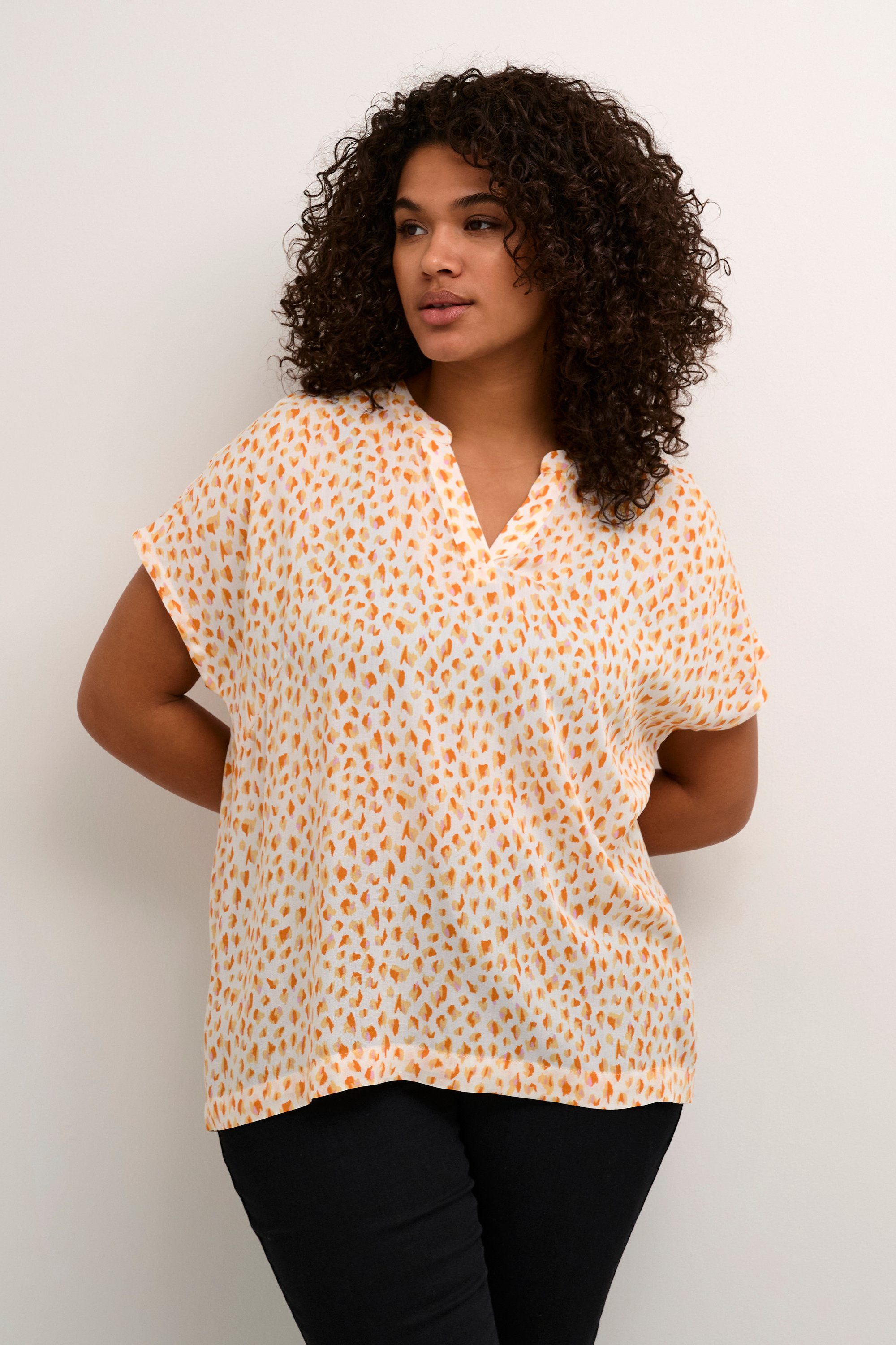 KAFFE Curve Kurzarmbluse Kurzarm-Bluse KCanny Große Größen günstig online kaufen