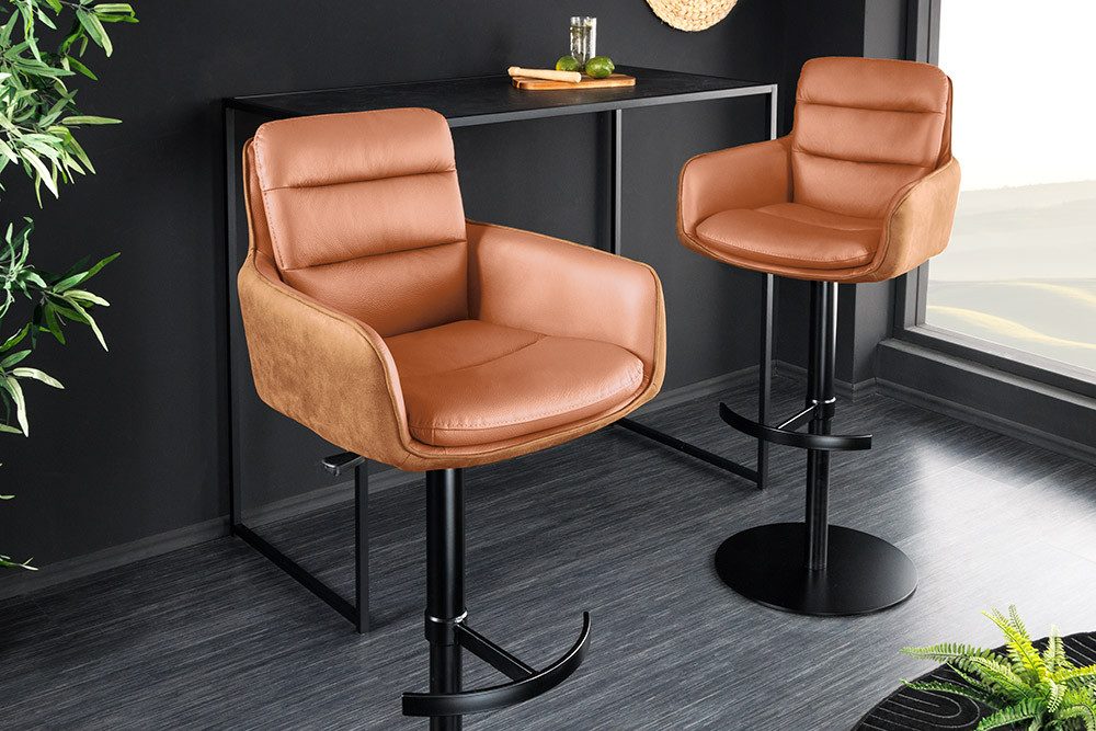 riess-ambiente Barhocker BIG GEORGE cognac - Echtleder, 360° drehbar, Metall-Fuß, mit Armlehne (Einzelartikel, 1 St), höhenverstellbar, mit Autoreturn & Fußabla – Bild 4 von 5