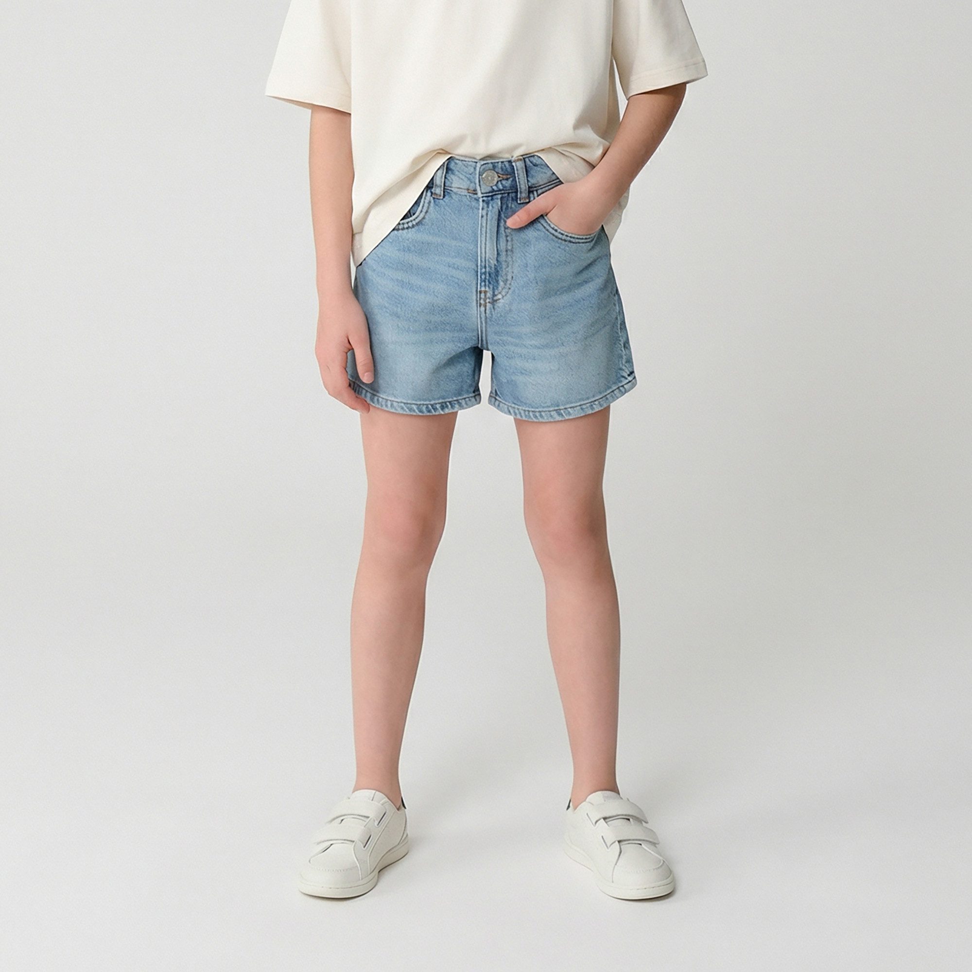 CARS JEANS Jeansshorts Shorts SARRAH aus Baumwolle, kurze Schnittform, pflegeleicht, mit Eingrifftaschen