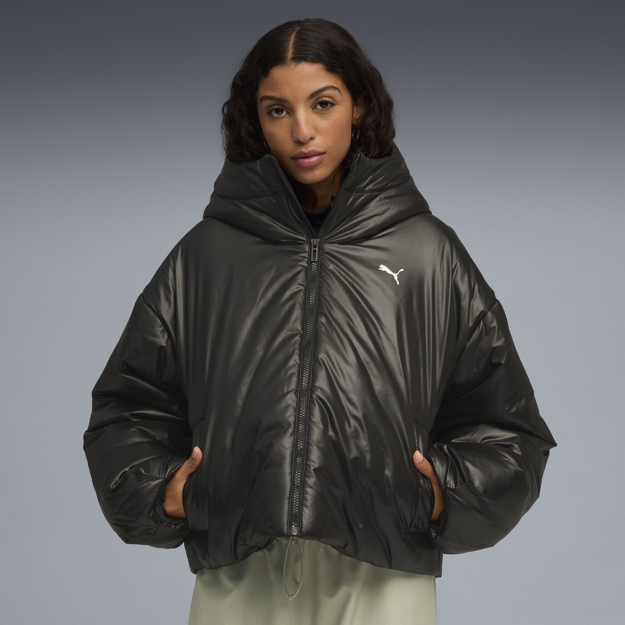 PUMA Winterjacke Wardrobe Essentials Shiny Wattierte Kapuzenjacke Damen
