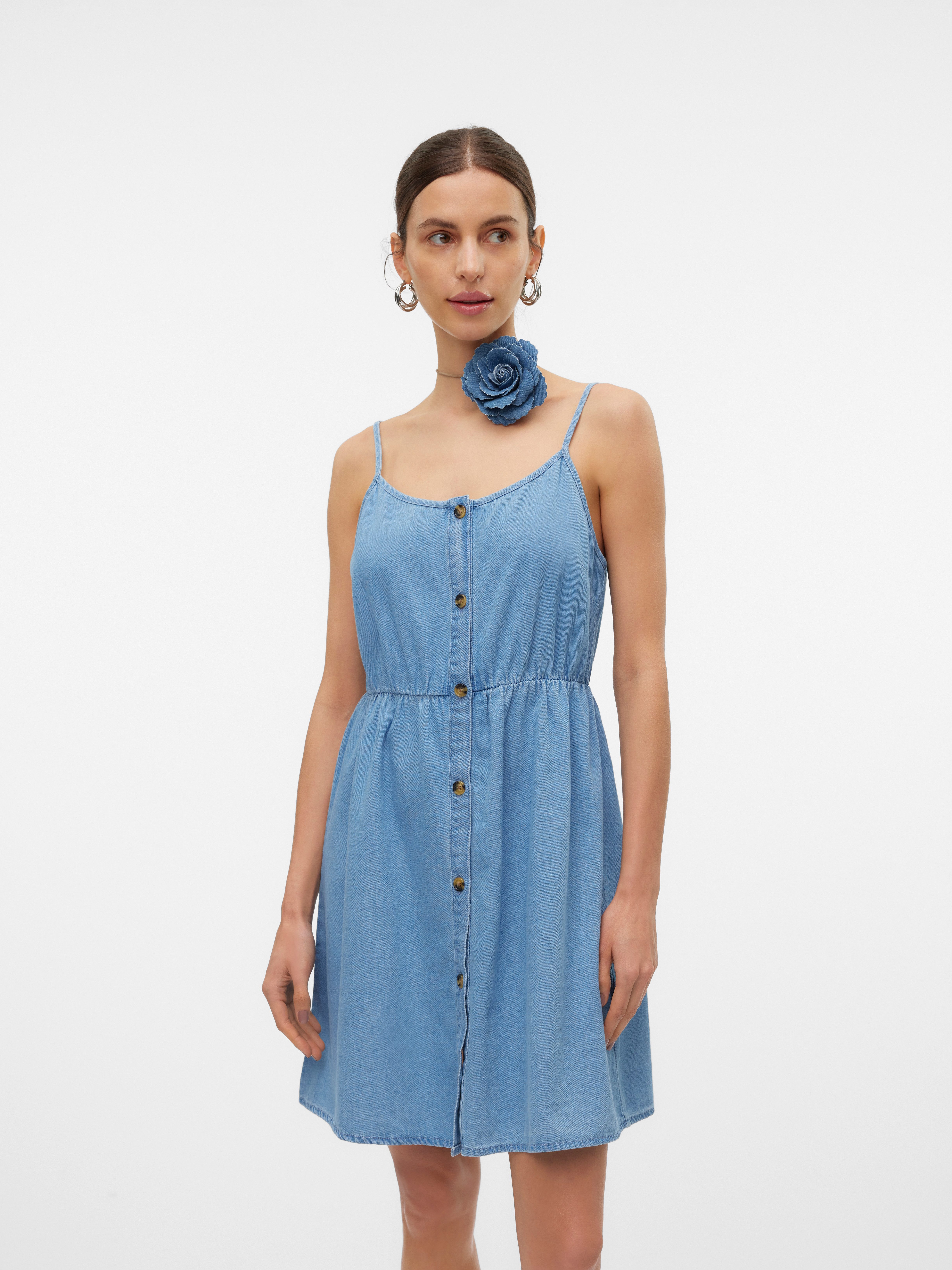 Vero Moda Jeanskleid VMFLICKA STRAP SHORT DRESS LCS Baumwolle, regular fit, verstellbare Träger