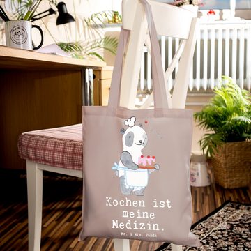 Mr. & Mrs. Panda Tragetasche Bär Kochen - Braun Pastell - Geschenk, Hobbyköchin, Hobbykoch, Danke, (1-tlg), Design-Highlight