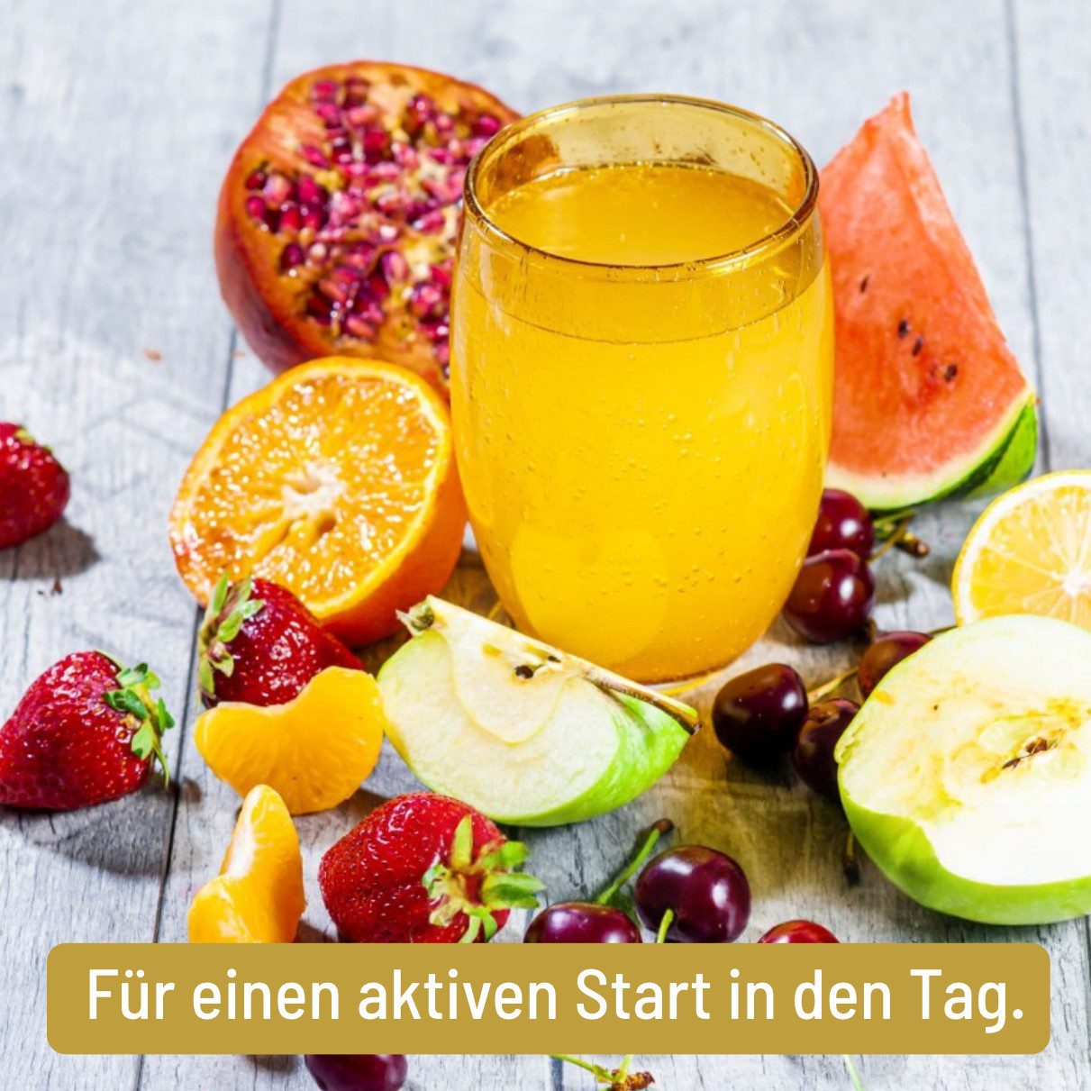 naturalplace® MultiKomplex - aus Früchten, Gemüse, Beeren, Kräutern und Pflanzen - Mikronährstoffkonzentrat, Multivitamin, 350 ml, über 75 hochwertige Inhaltsstoffe + OPC, Q10, Gelee Royal, L-Carnitin