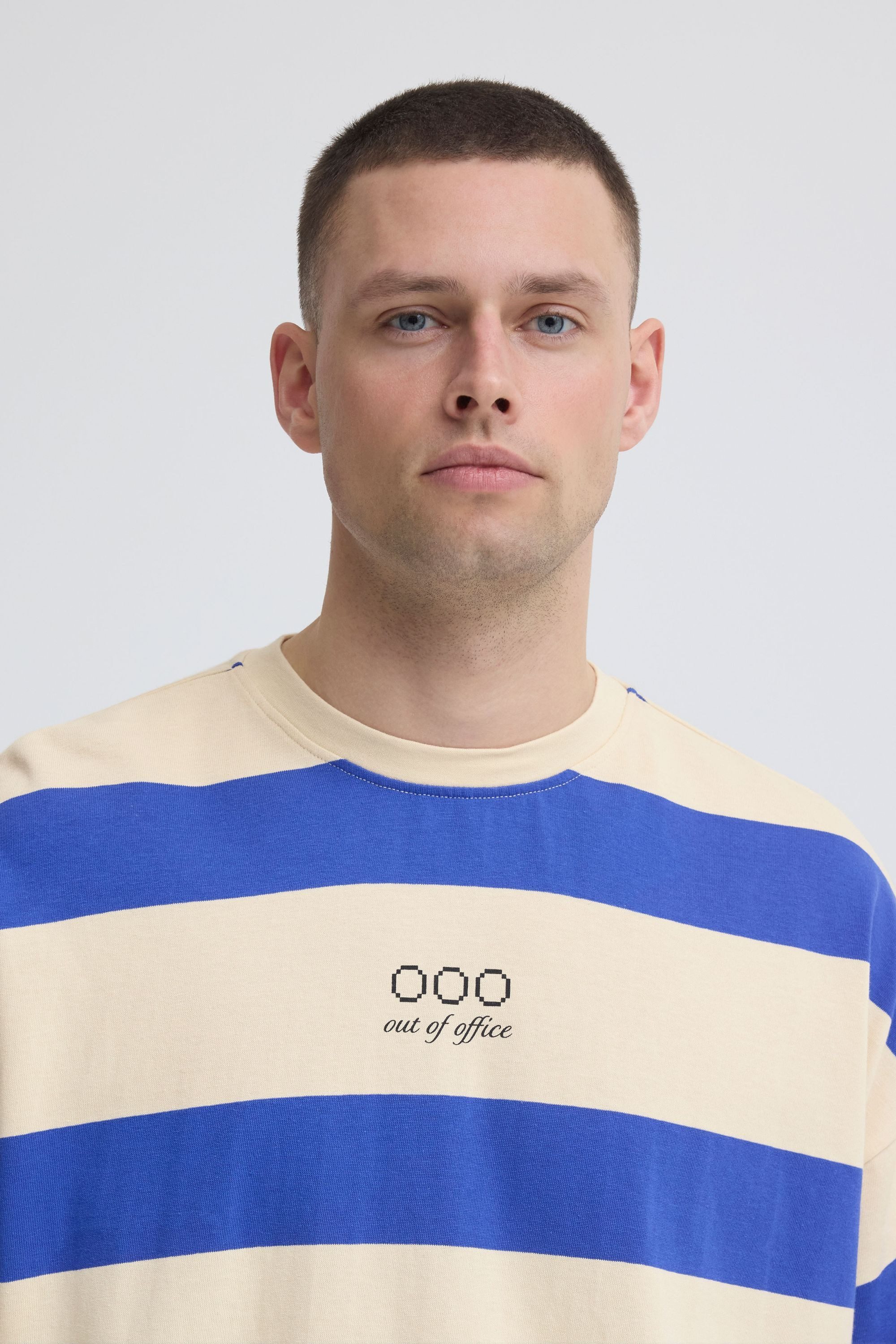 Blend Rundhalsshirt BHKaveh Weites T-Shirt mit breiten Streifen – Bild 5 von 5