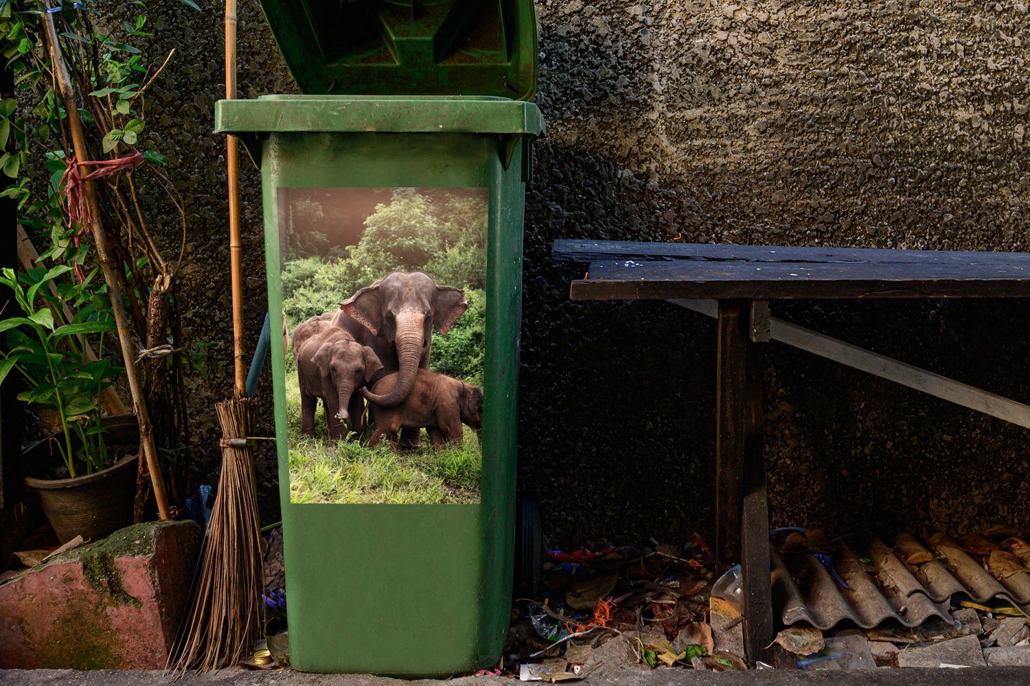 MuchoWow Wandsticker Elefant - Wald Abfalbehälter Gras - - St), Sticker, (1 Container, - Grün Mülltonne, Mülleimer-aufkleber, Tiere