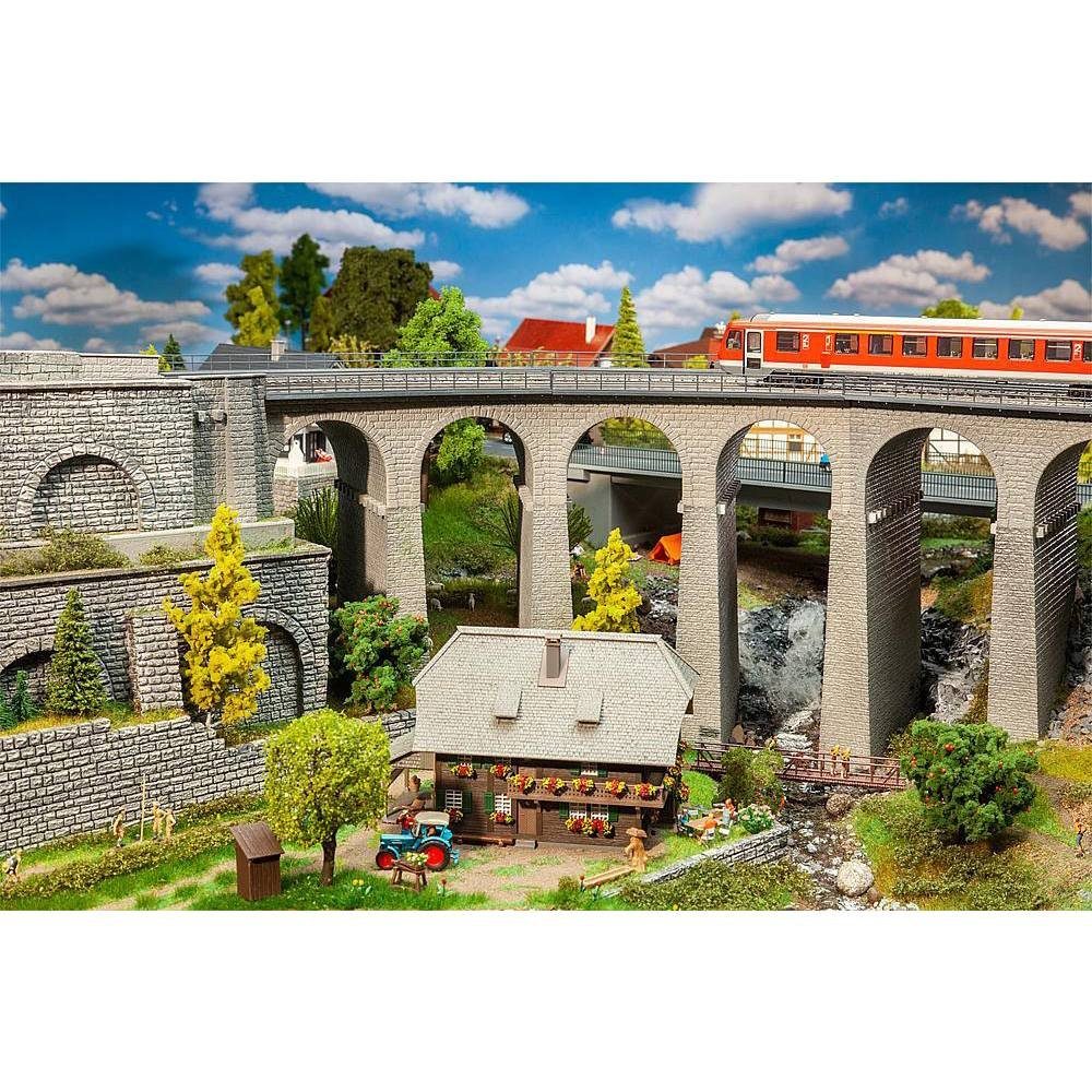 Modelleisenbahn-Brücke H0 2gleisig gebogenes Viadukt-Set