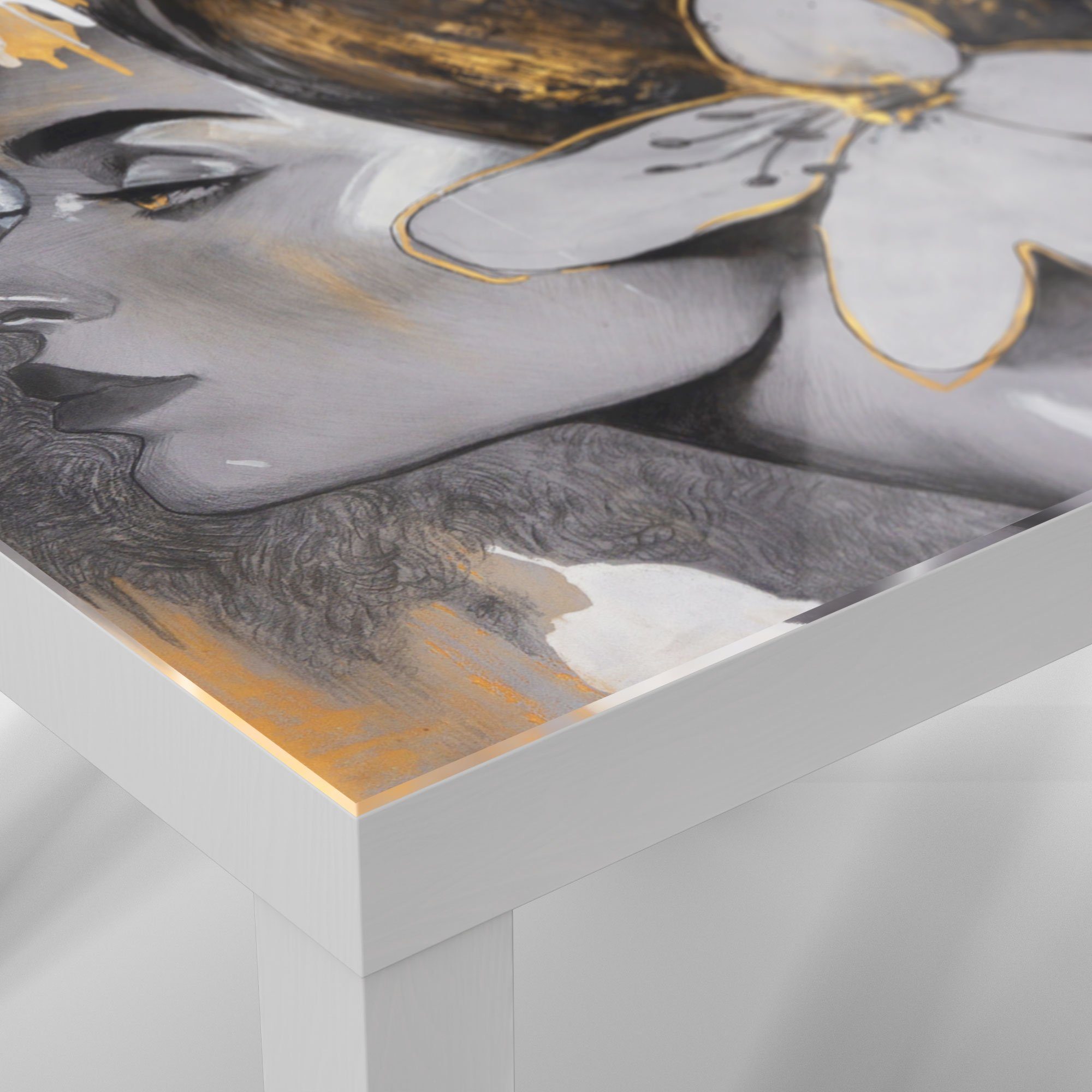 Blüte 'Frau Couchtisch Glastisch im mit Haar', DEQORI modern Weiß Glas Beistelltisch