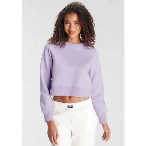 LASCANA Sweatshirt mit Ziernähten, Loungeanzug