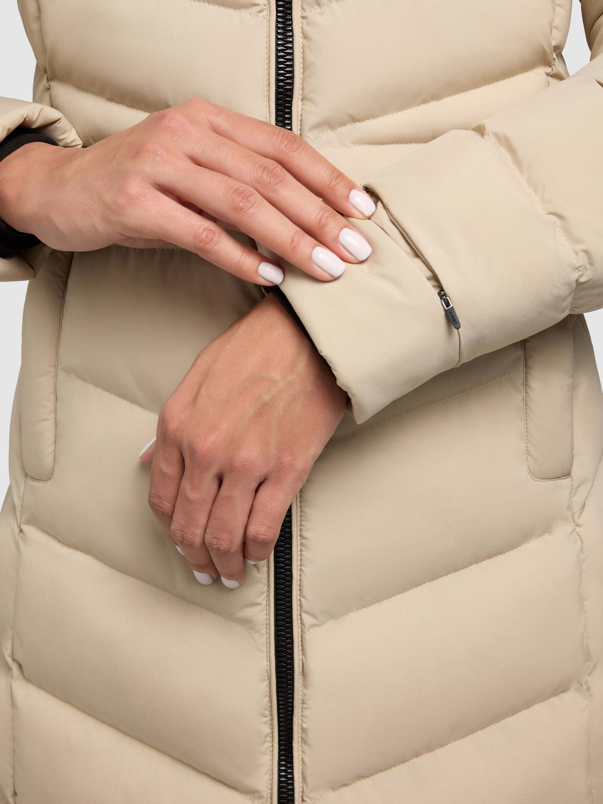 khujo Steppmantel INGRAM4 aus Kunstfaser mit Polyester-Obermaterial