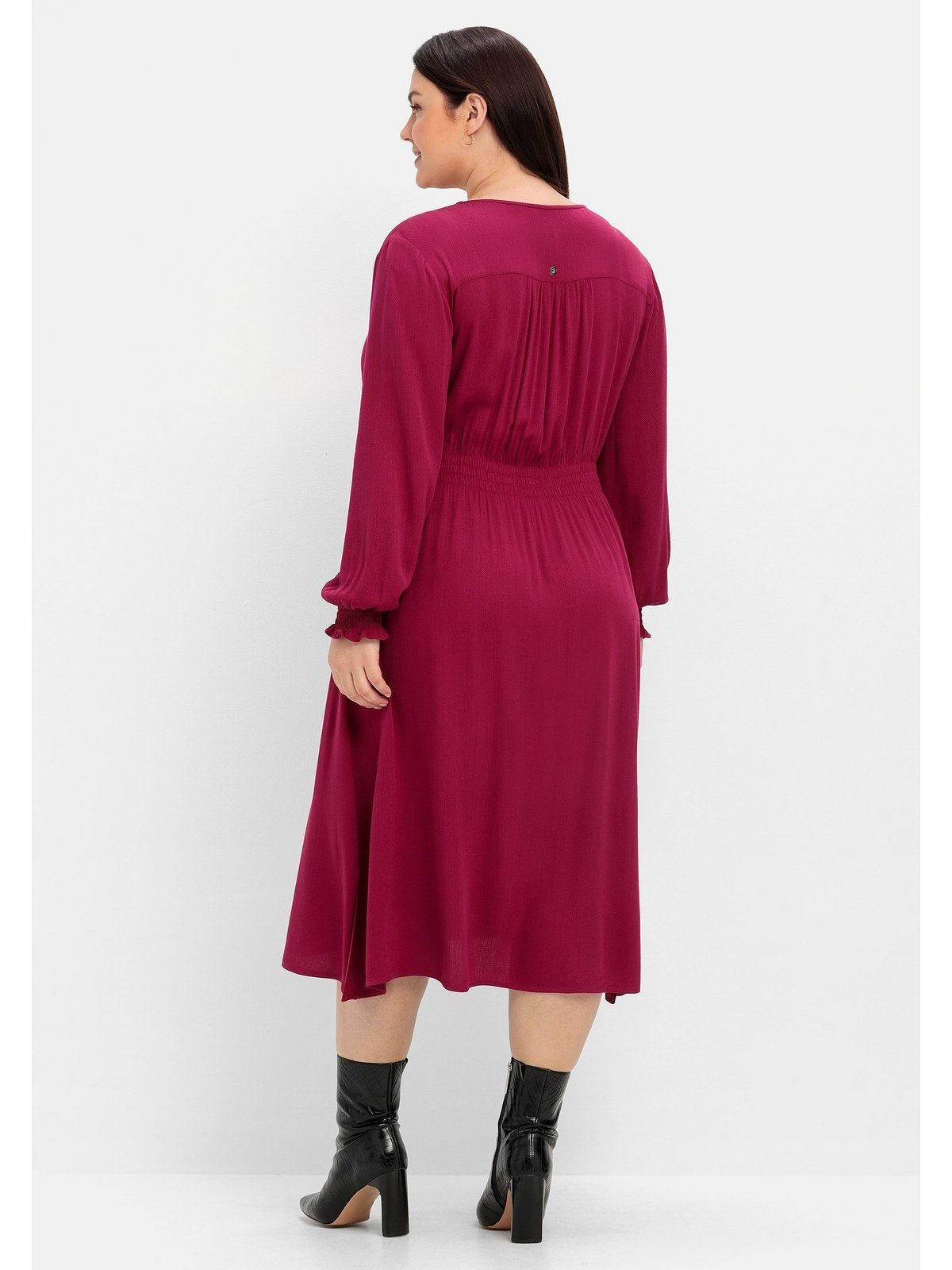 Sheego A-Linien-Kleid Große Smok-Details, Größen Viskose mit aus