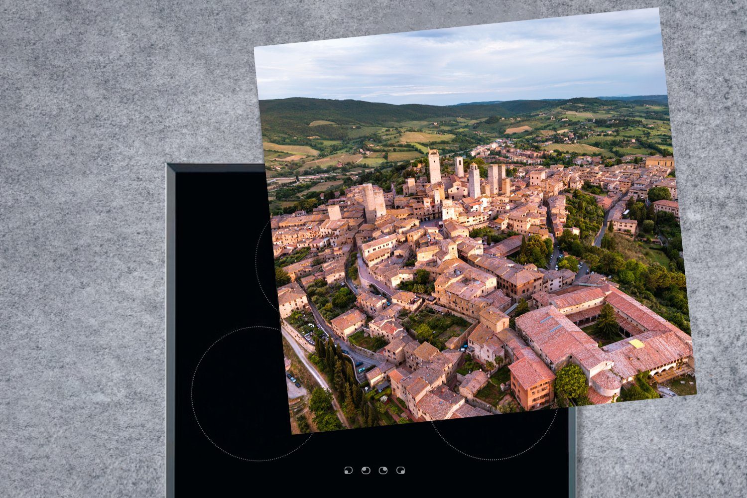 MuchoWow Herdblende-/Abdeckplatte Luftaufnahme der toskanischen San küche Italien, Vinyl, in (1 für Ceranfeldabdeckung, Arbeitsplatte Gimignano tlg), Stadt cm, 78x78