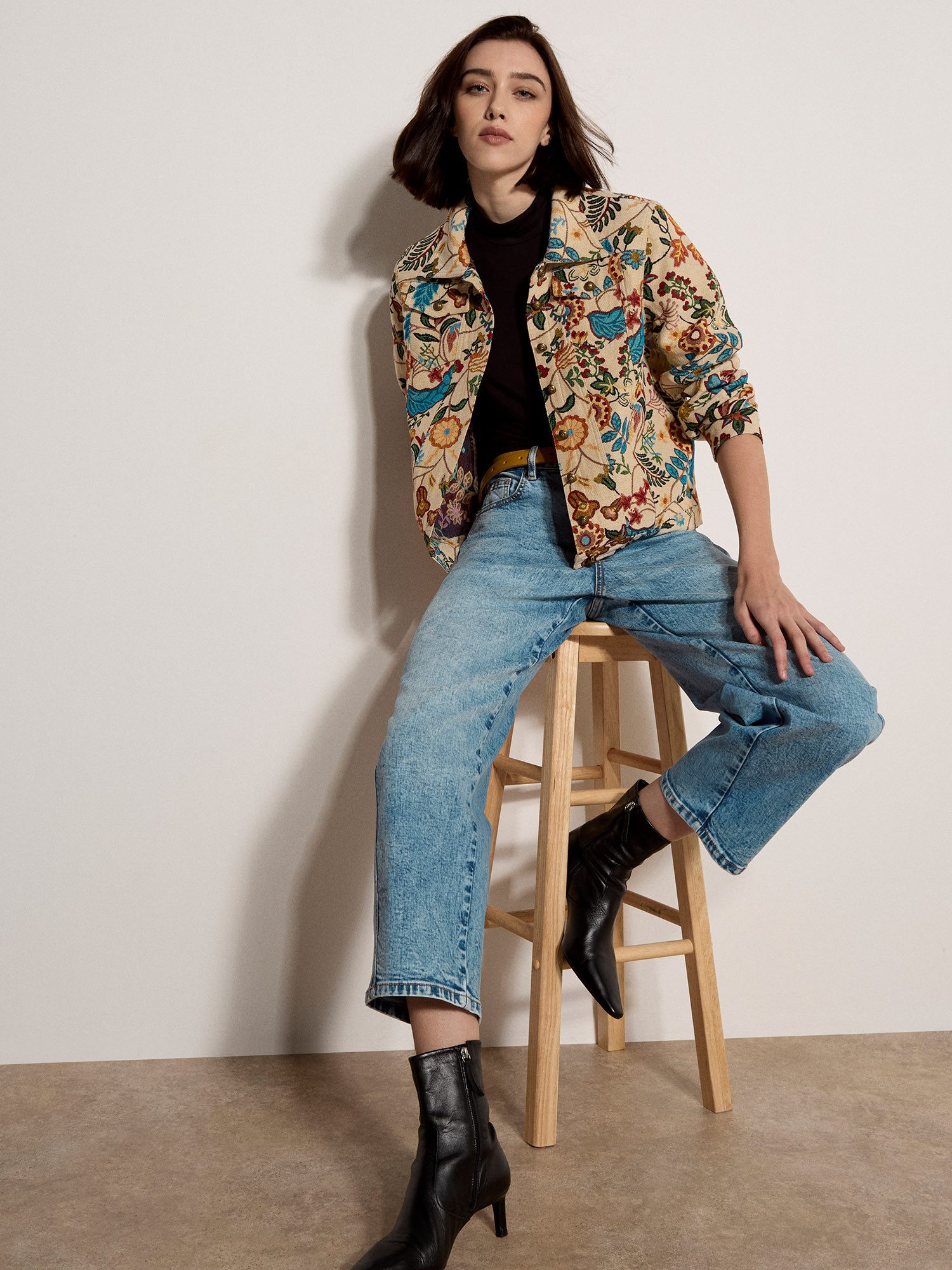 Apricot Kurzjacke Tapisserie-Jacke mit Blumenmuster