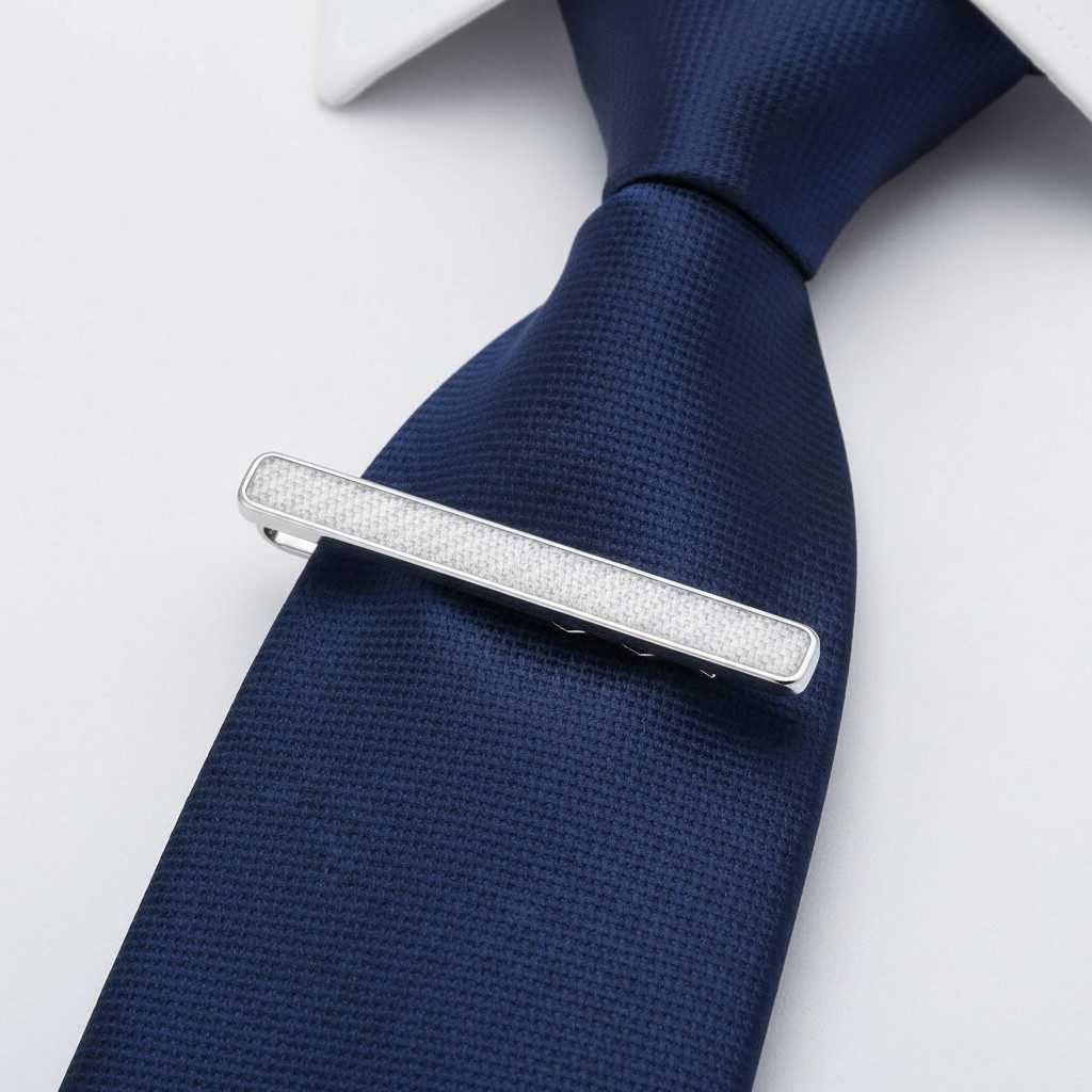 Karisma Krawattennadel Karisma Hochwertige Herren Edelstahl 316L Krawattennadel mit Karbon, /Krawattenklammer/Tie Clip Farbwahl KTC202 - Karbon-weiss