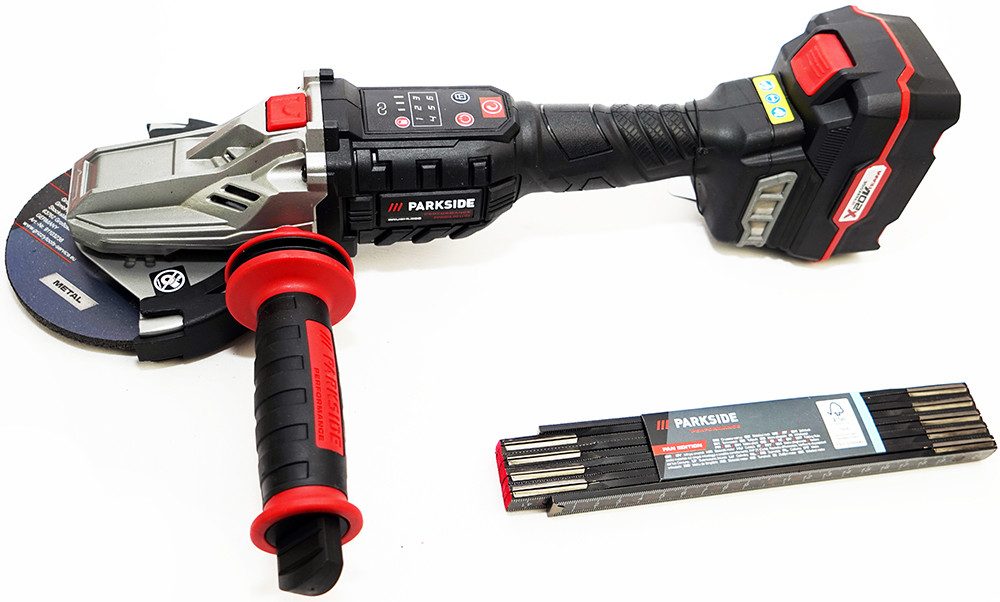 Thumbnail - PARKSIDE PERFORMANCE® Akku-Winkelschleifer 20V, PWSAP 20-Li F6 inkl. Akku (4Ah), Zollstock und Ladegerät (4,5A)