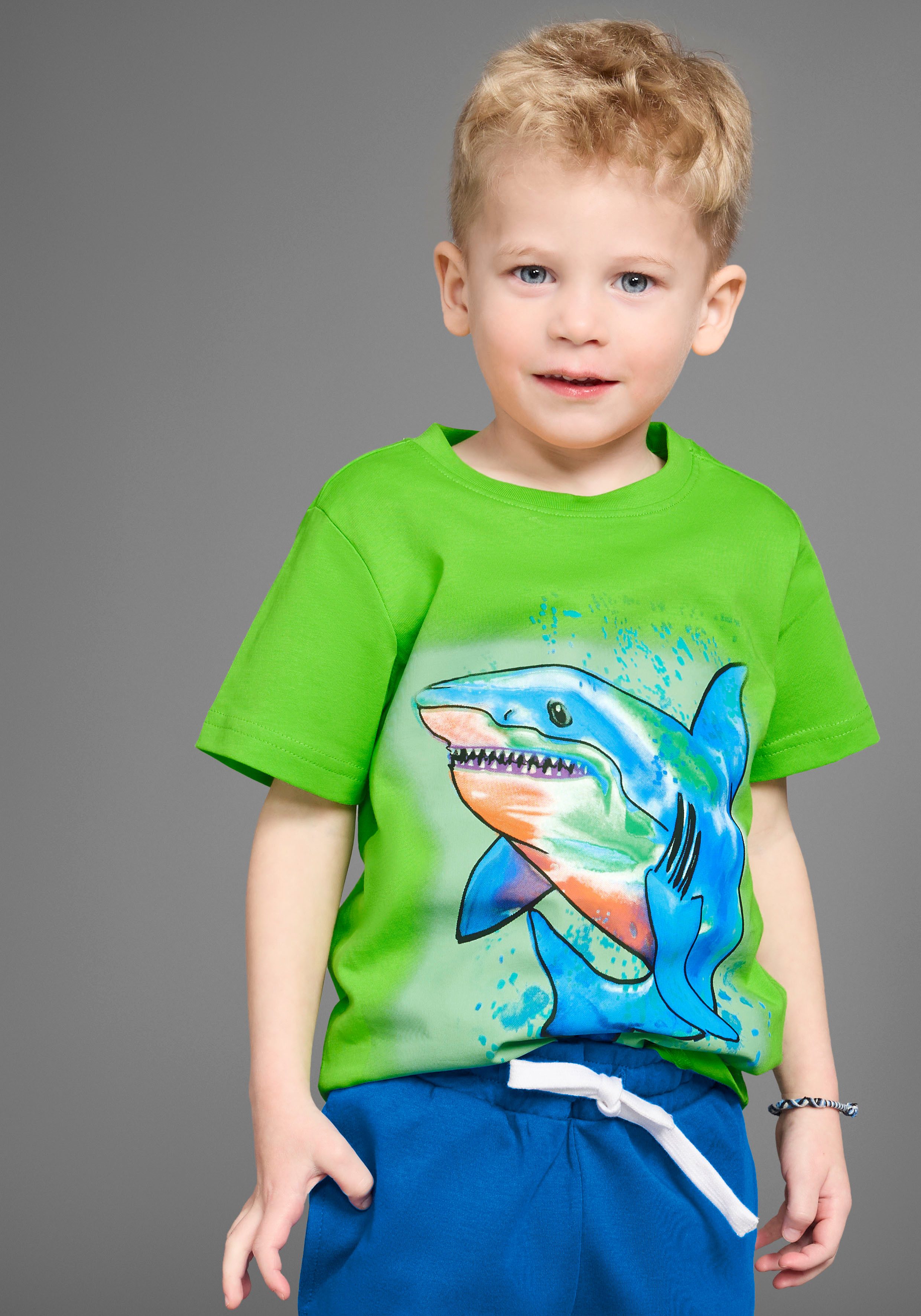 KIDSWORLD T-Shirt & Sweatbermudas (Set, 2-tlg., 2), T-Shirt und Hose im Set