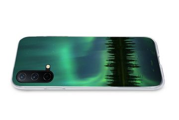 MuchoWow Handyhülle Nordlicht - Bäume - Wasser - Alaska, Phone Case, Handyhülle OnePlus Nord CE 5G, Silikon, Schutzhülle
