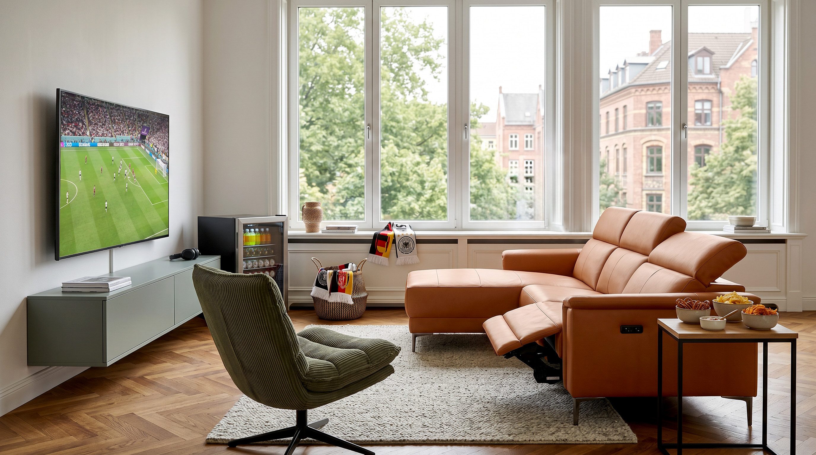 OTTO home Ecksofa LUND, Lederoptik, L-Form, 261cm, man./elektr. Relaxfunktion (USB-A), mit USB A-Anschluss bei elektrischer Variante und Kopfteilverstellung