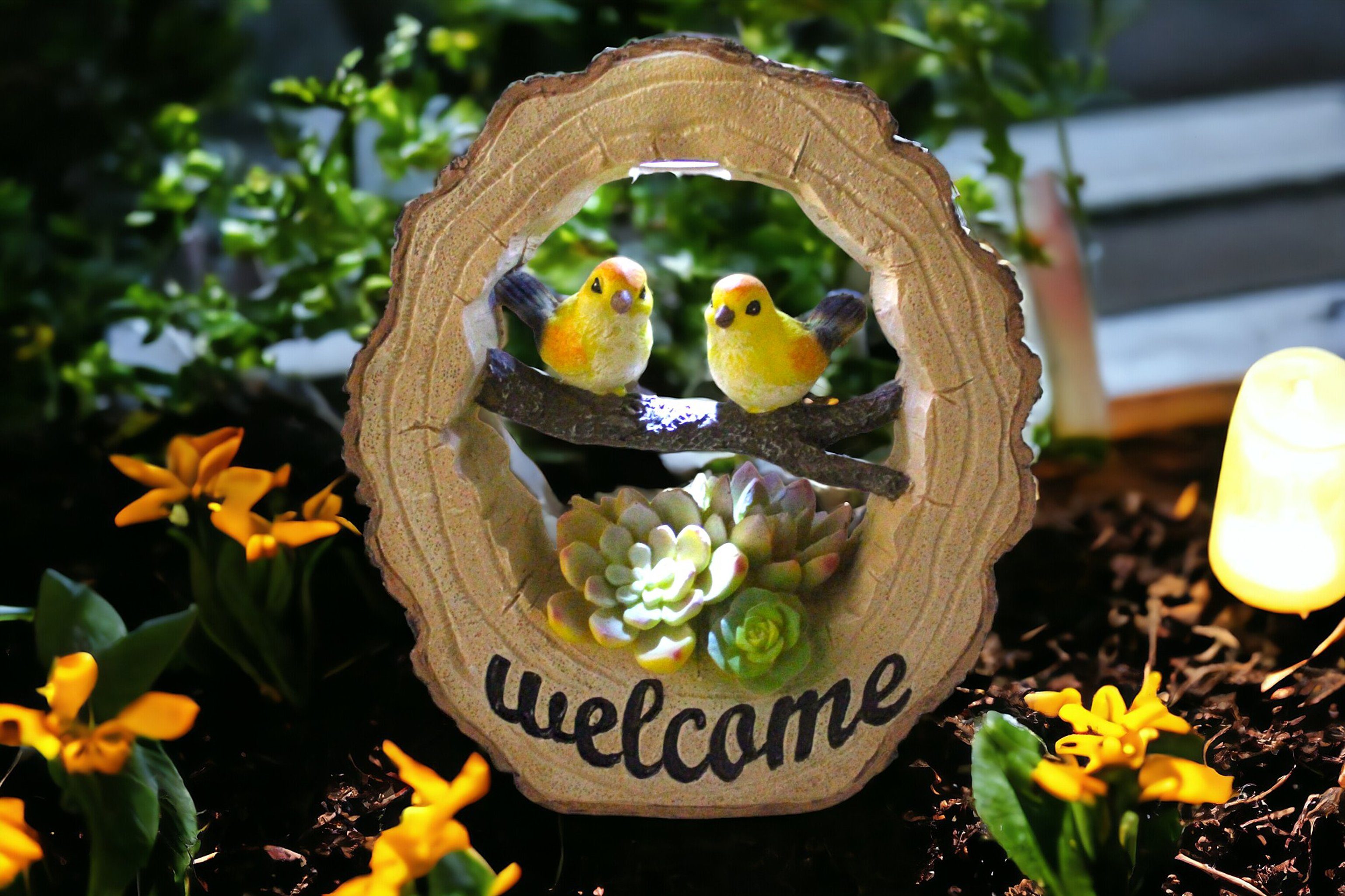 Arnusa Gartenfigur Solar Welcome Schild Gartendeko beleuchtet Holzoptik 23x20 cm, Solarleuchte Solarlampe Vogel