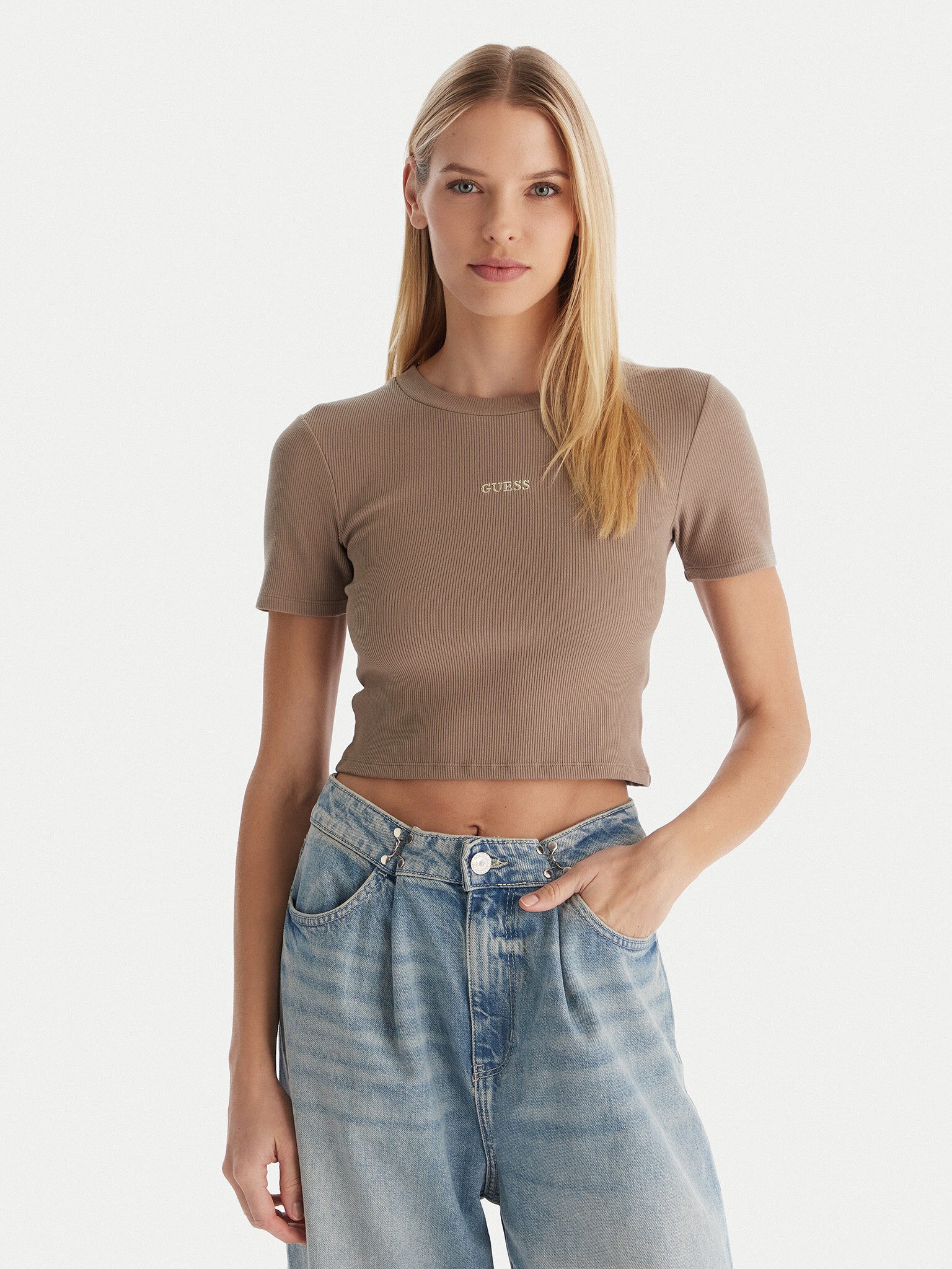 Guess Shirttop CARLA SS KNIT TOPS - Cropped Shirt mit GUESS Logo auf der Brust