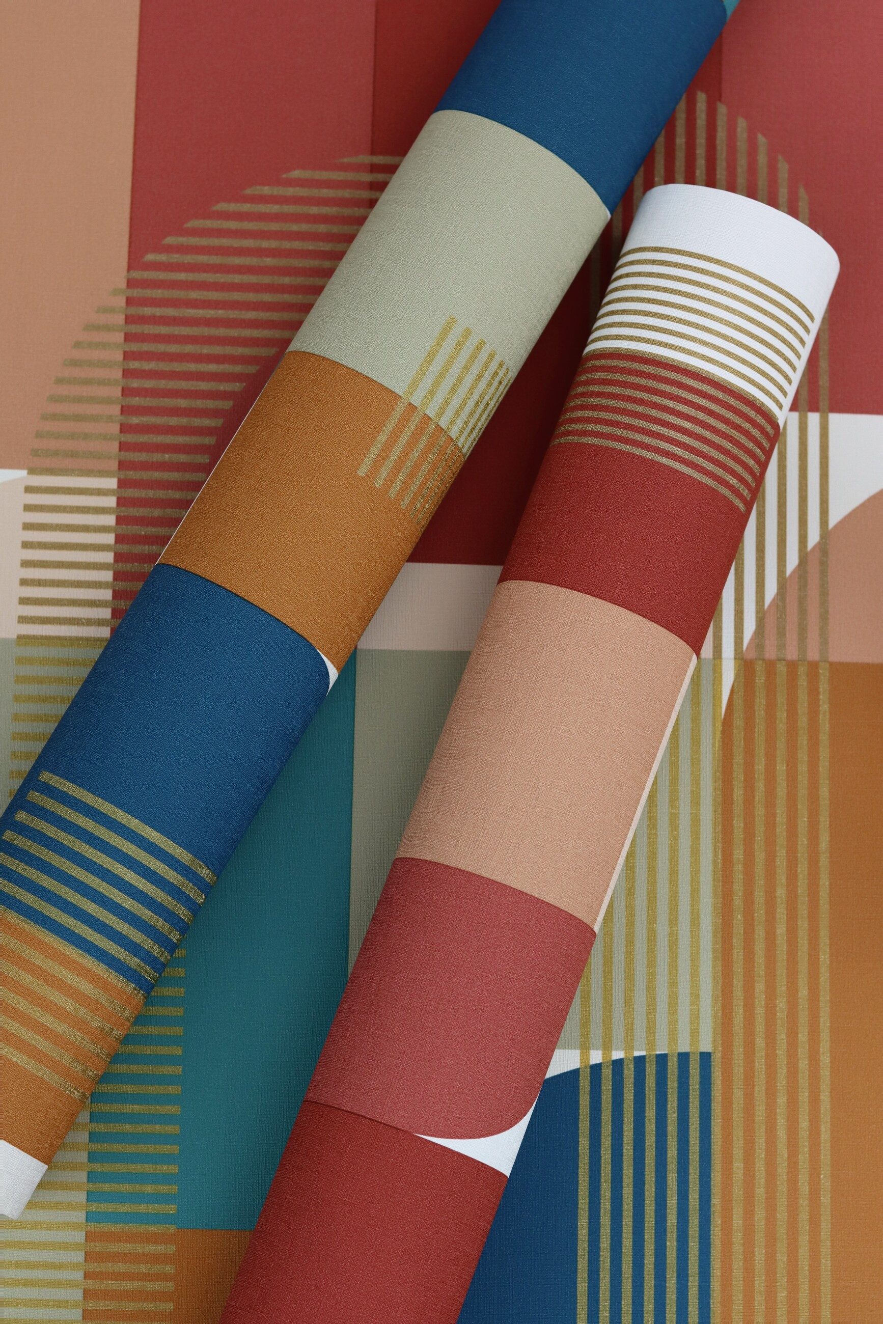 Rasch Vliestapete Retro-Optik mit Formen und Bögen in Rot, Orange und Gold, strukturiert, (1 St), Vintage Bögen