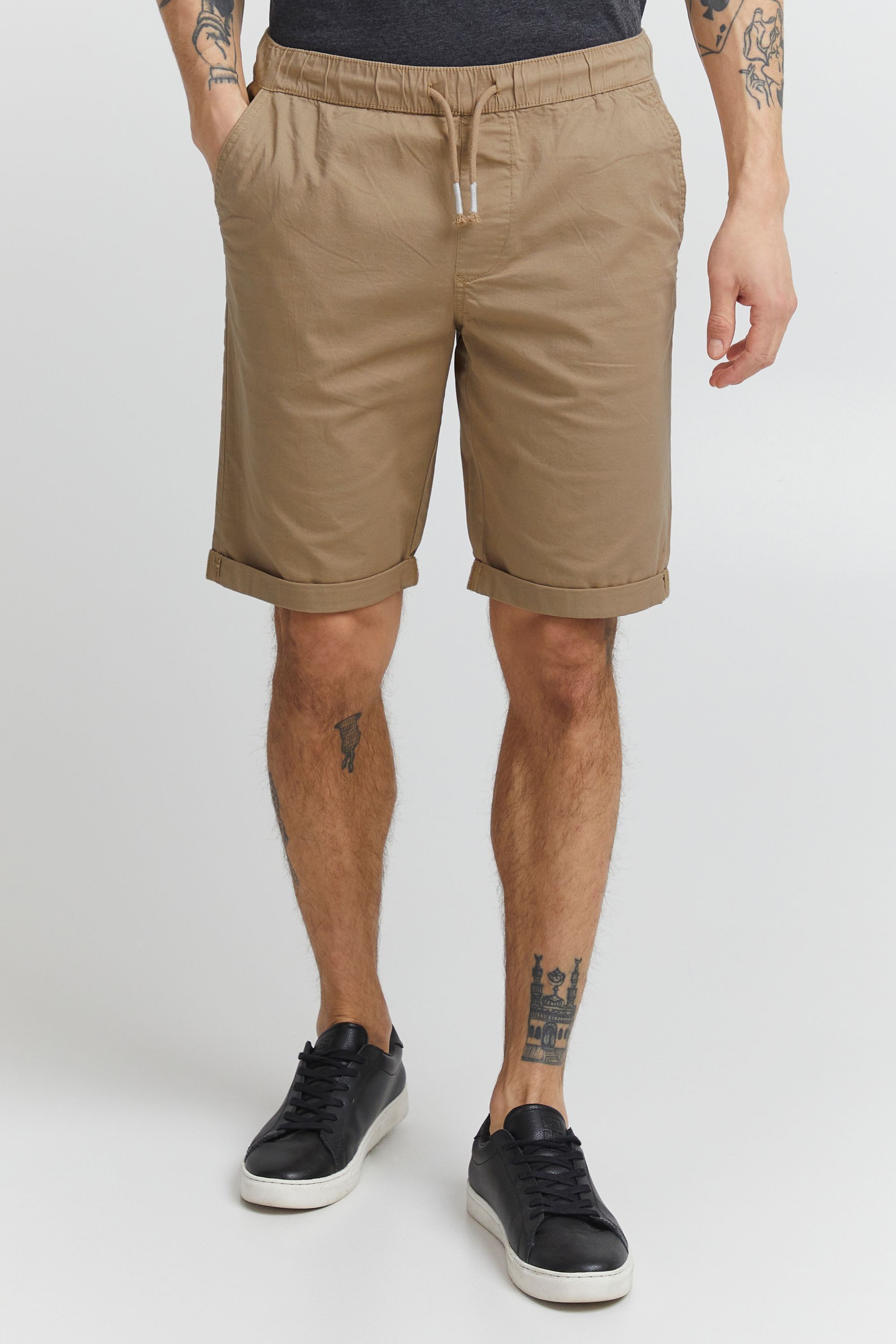 11 Project Chinoshorts PRLinos Modische Short