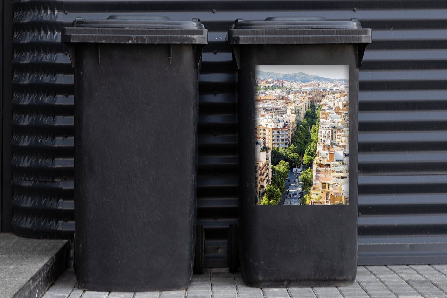MuchoWow Wandsticker Die Straßen Mülleimer-aufkleber, St), Abfalbehälter Container, von aus (1 Vogelperspektive der Barcelona Sticker, Mülltonne