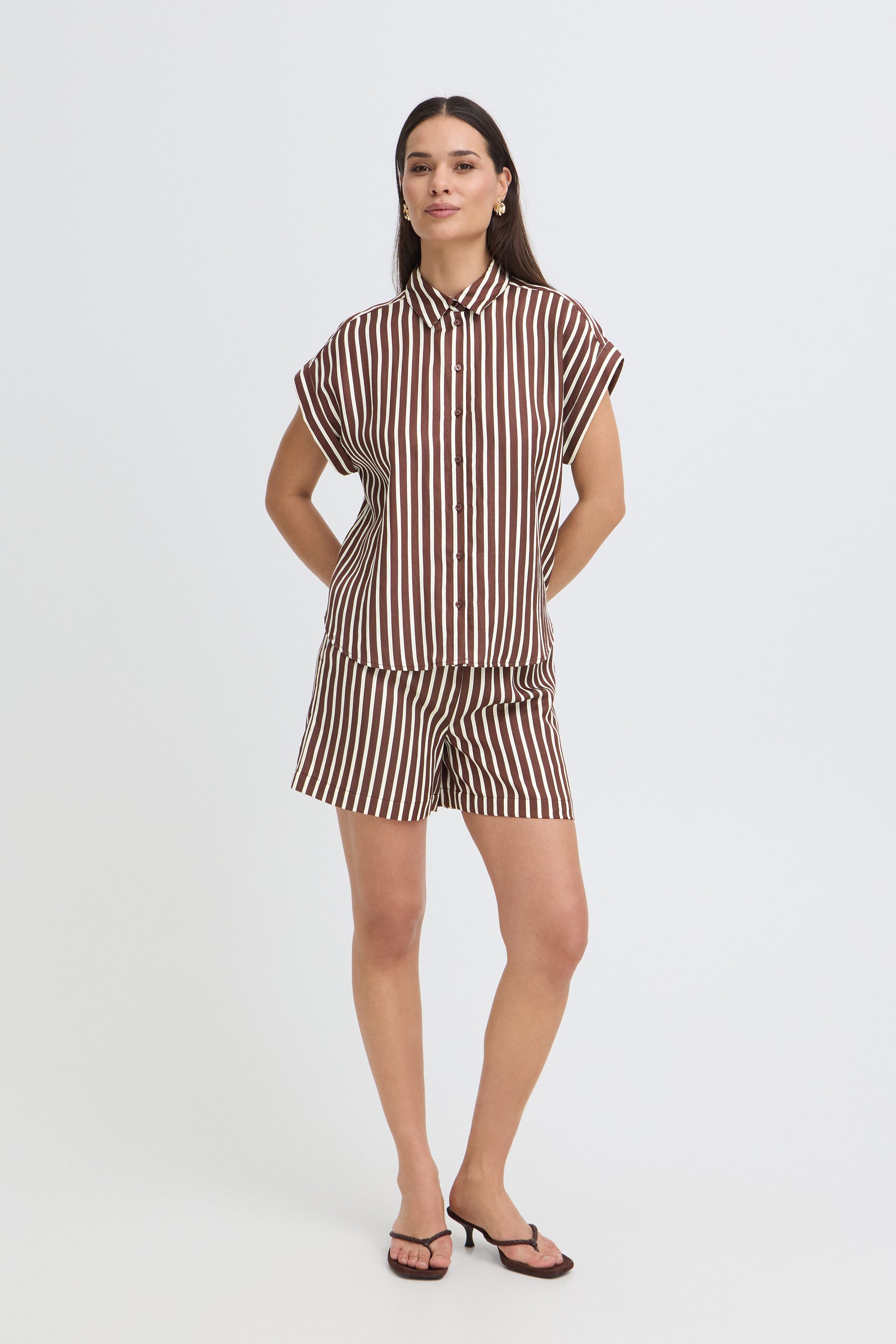 b.young Shorts Casual BYEVINO