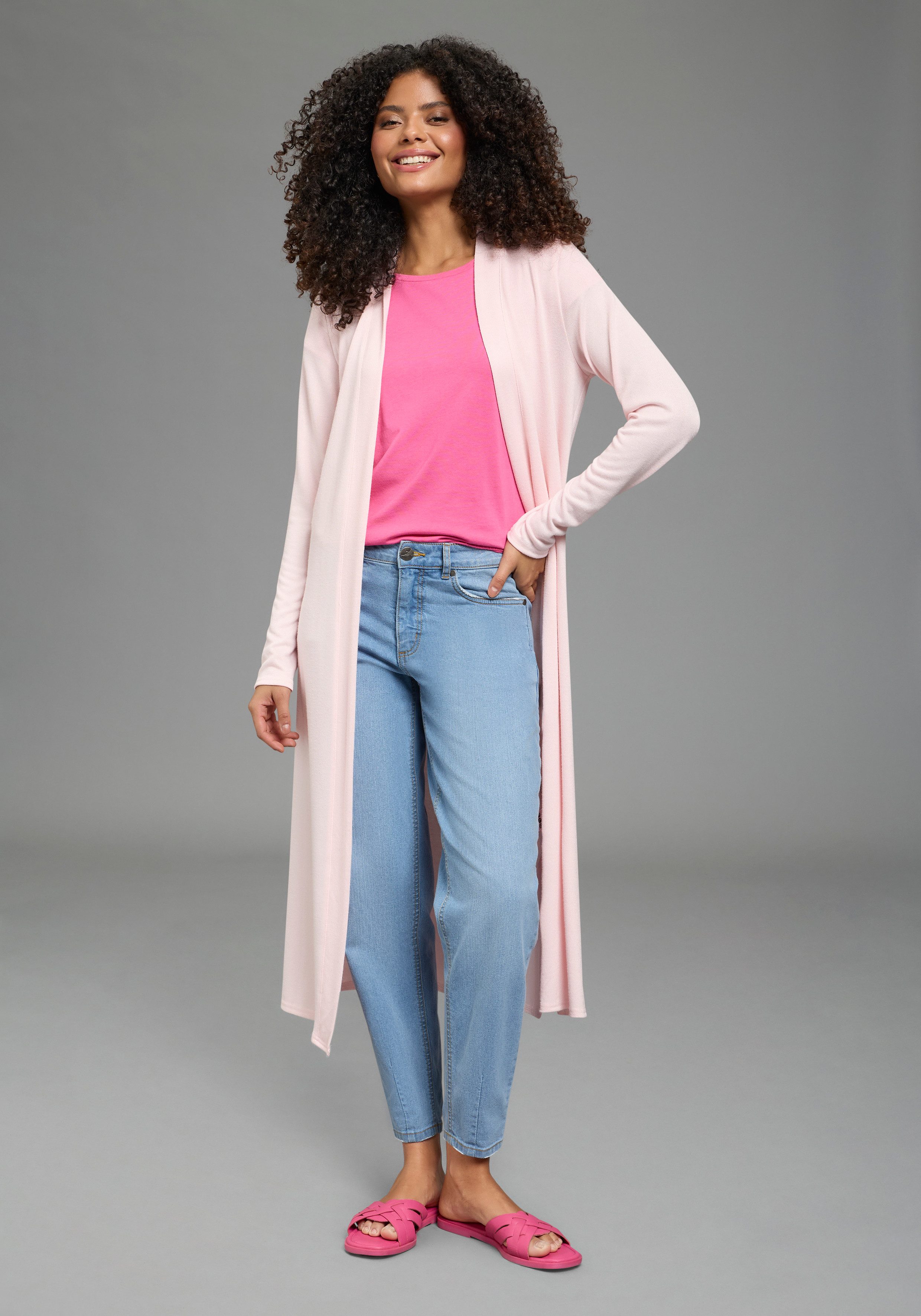 Laura Scott Strickjacke aus leichtem Material und lockerer Passform