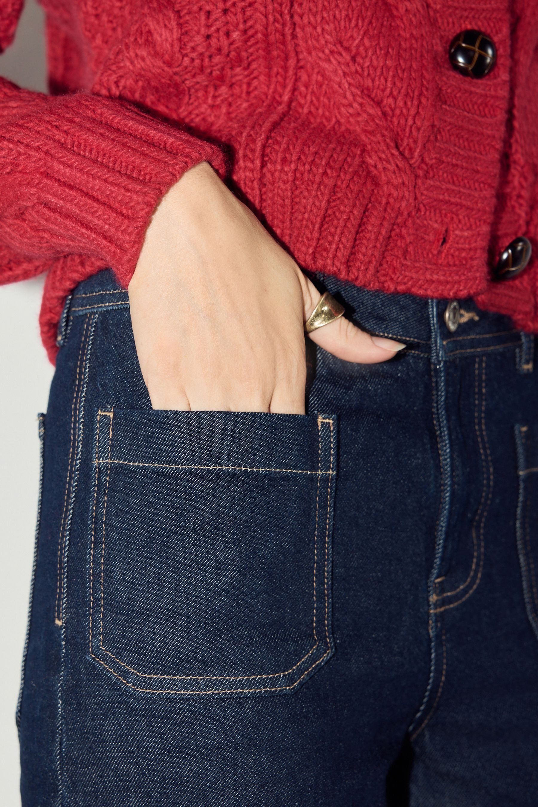 Next Caprijeans Kurze Jeans mit aufgesetzten Taschen (1-tlg)