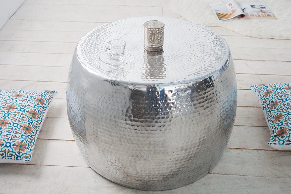 Hammerschlag ORIENT Metall- · · silber Ø60cm riess-ambiente Wohnzimmer · 1-St), Aluminium handmade rund · (Einzelartikel, Design Couchtisch