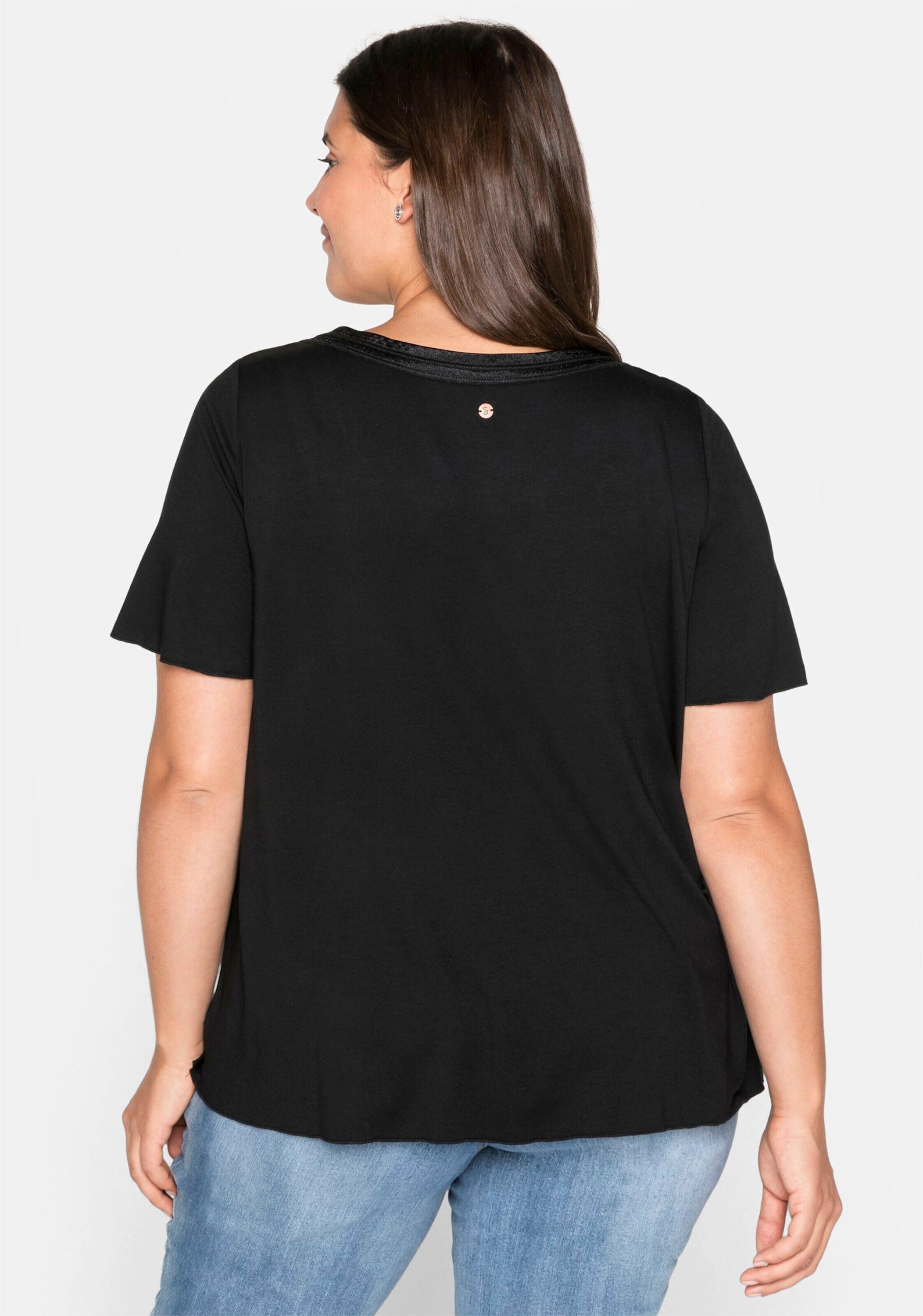 Sheego T-Shirt T-Shirt Kurzarm in A-Linie mit dekorativer Blende günstig online kaufen