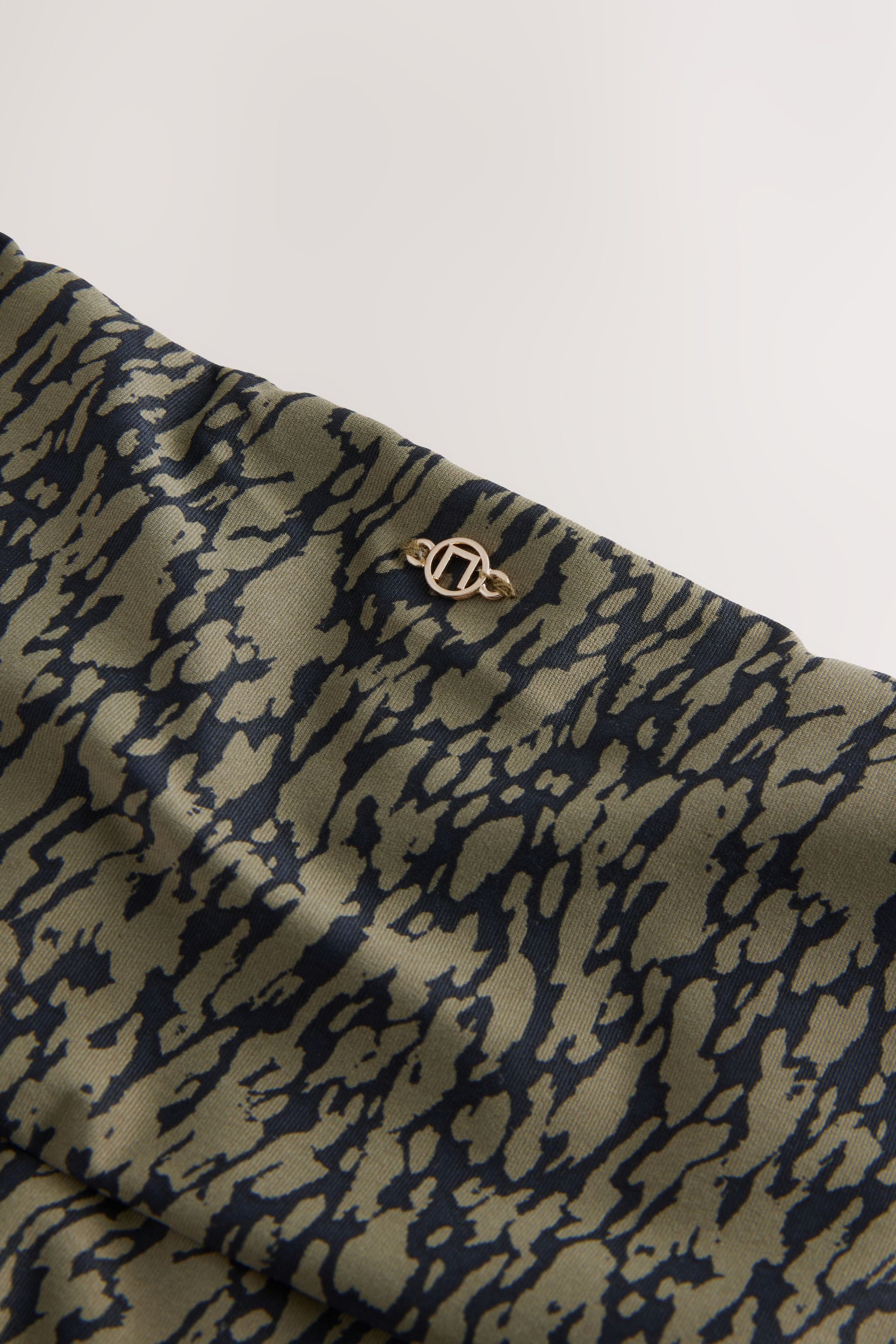 Next Bikini-Hose Bikinihose mit Rollbund (1-St)