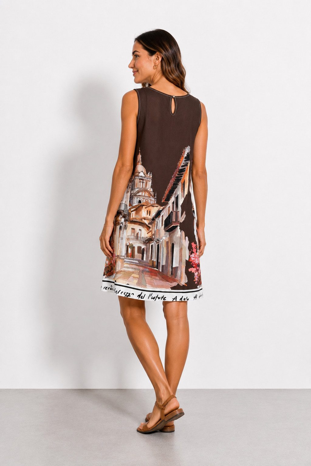 ITALY VIBES Sommerkleid - modisches Viskosekleid ärmellos mit Print Look - Etuikleid für Damen ONE SIZE - passend für Größen S bis L – Bild 3 von 4