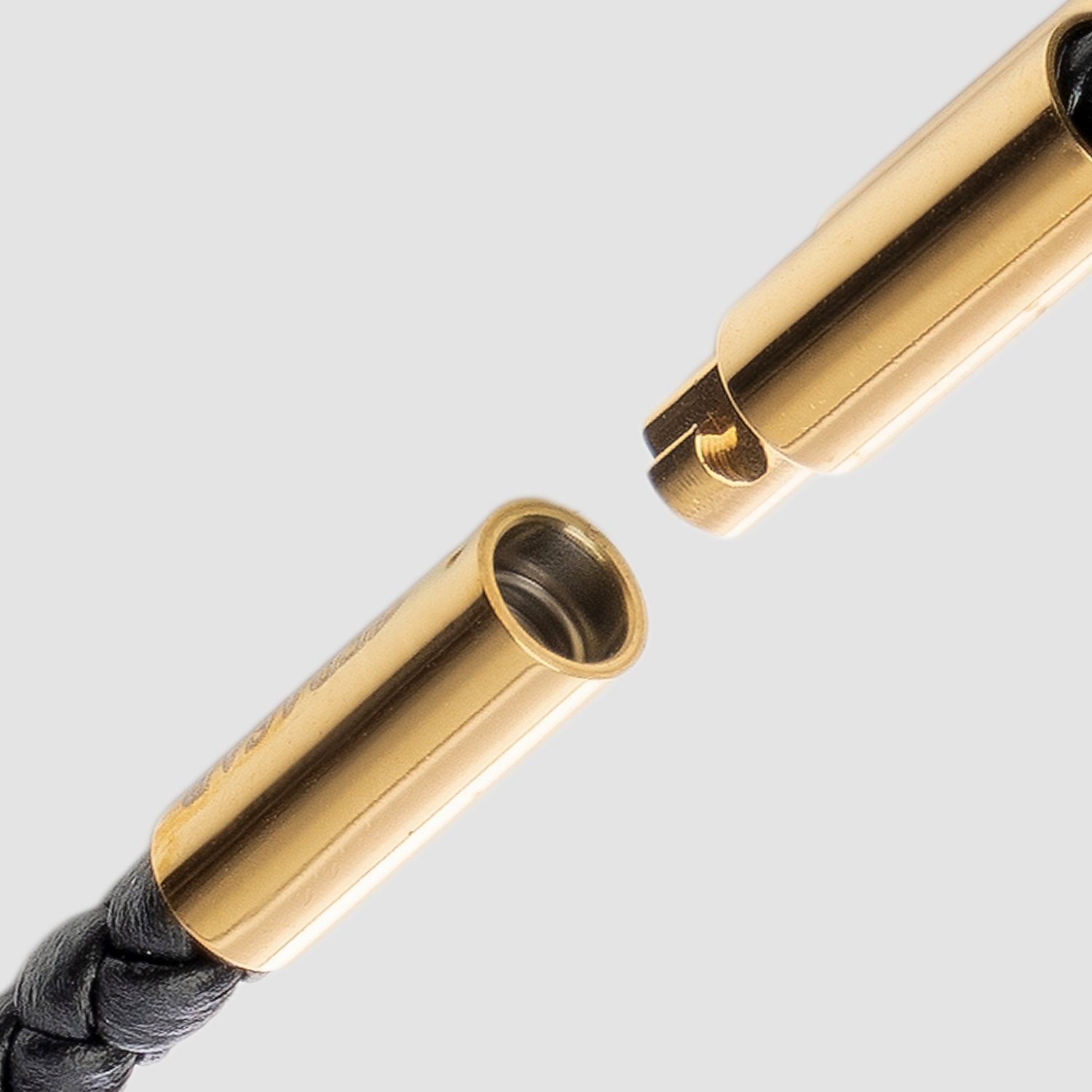 "Solid" Edelstahlanhänger aus Gold mit Echtleder SERASAR Lederband (1-tlg), Lederhalskette