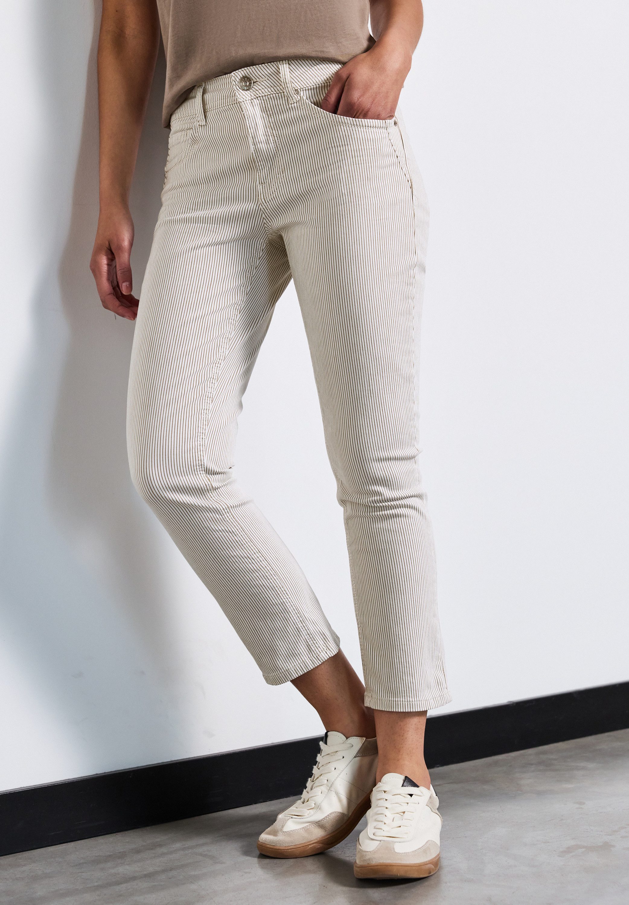 STREET ONE 5-Pocket-Jeans Style Jane mit günstig online kaufen
