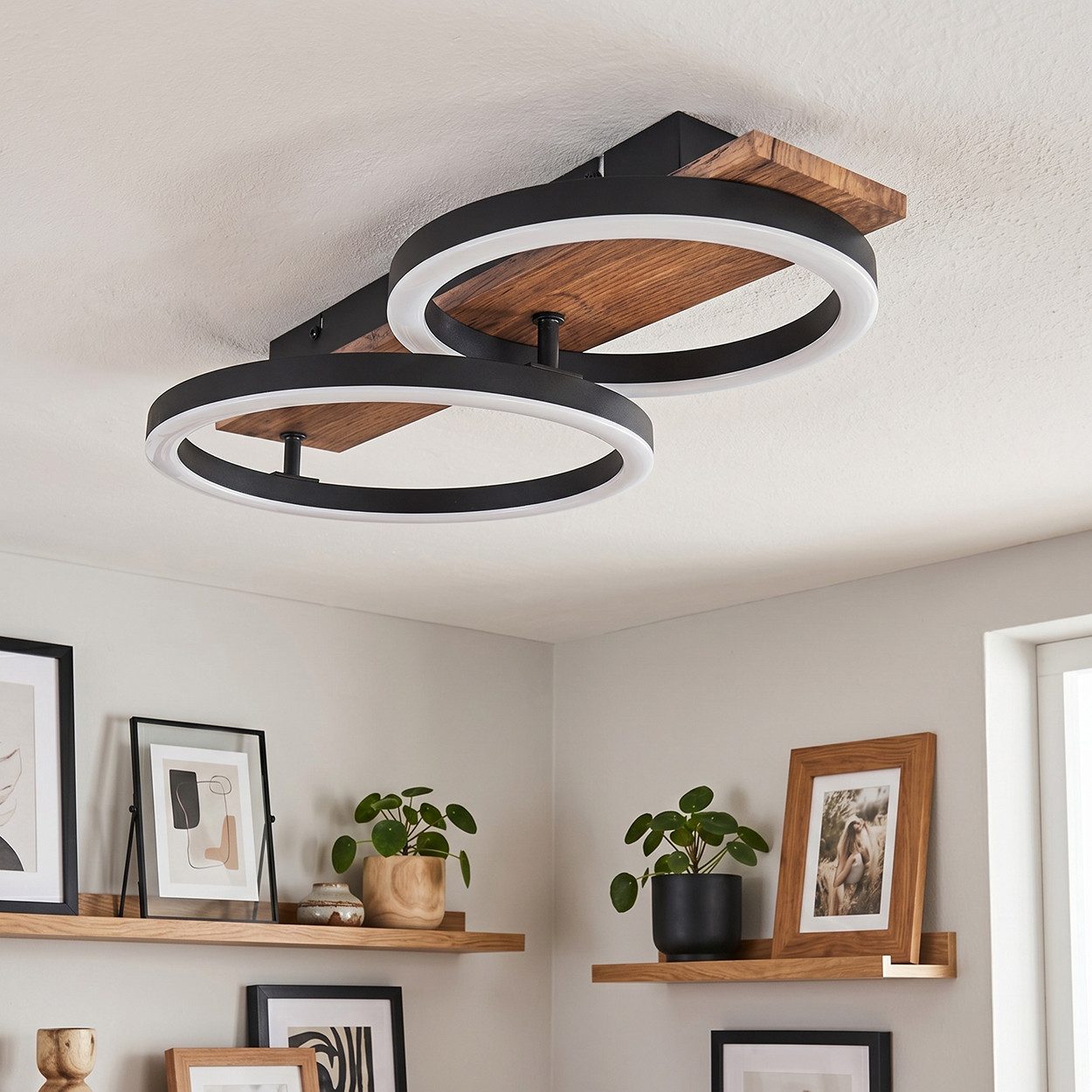 hofstein Deckenleuchte Deckenlampe aus Metall/Holz/Kunststoff in Schwarz/Braun/Weiß, 3000 Kelvin, Deckenleuchte im modernen Design, 18 Watt, 3000 Kelvin – Bild 2 von 5