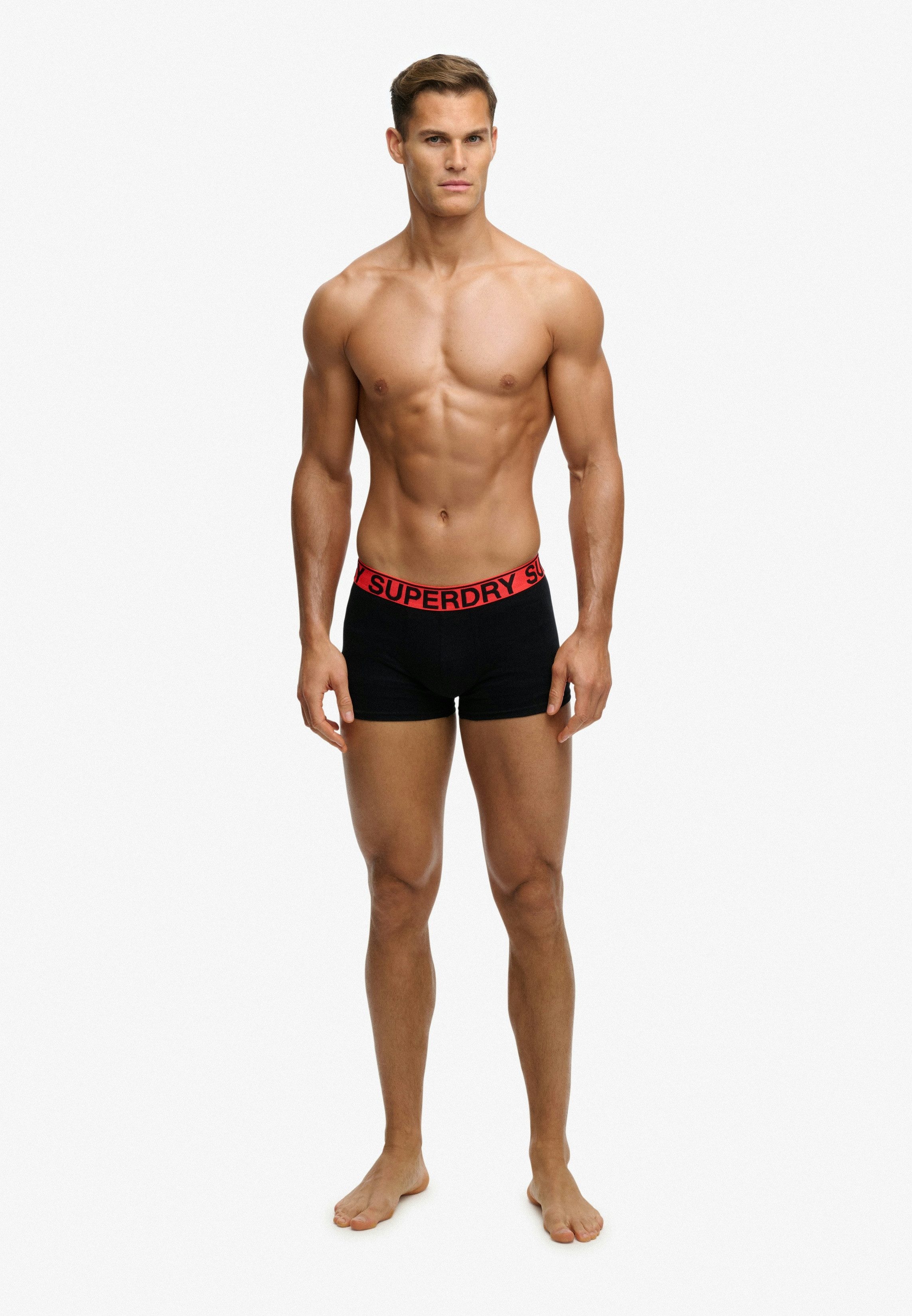 Superdry Boxershorts TRUNK TRIPLE PACK (Packung, 3-St) aus Baumwollmischung, körpernahe Passform