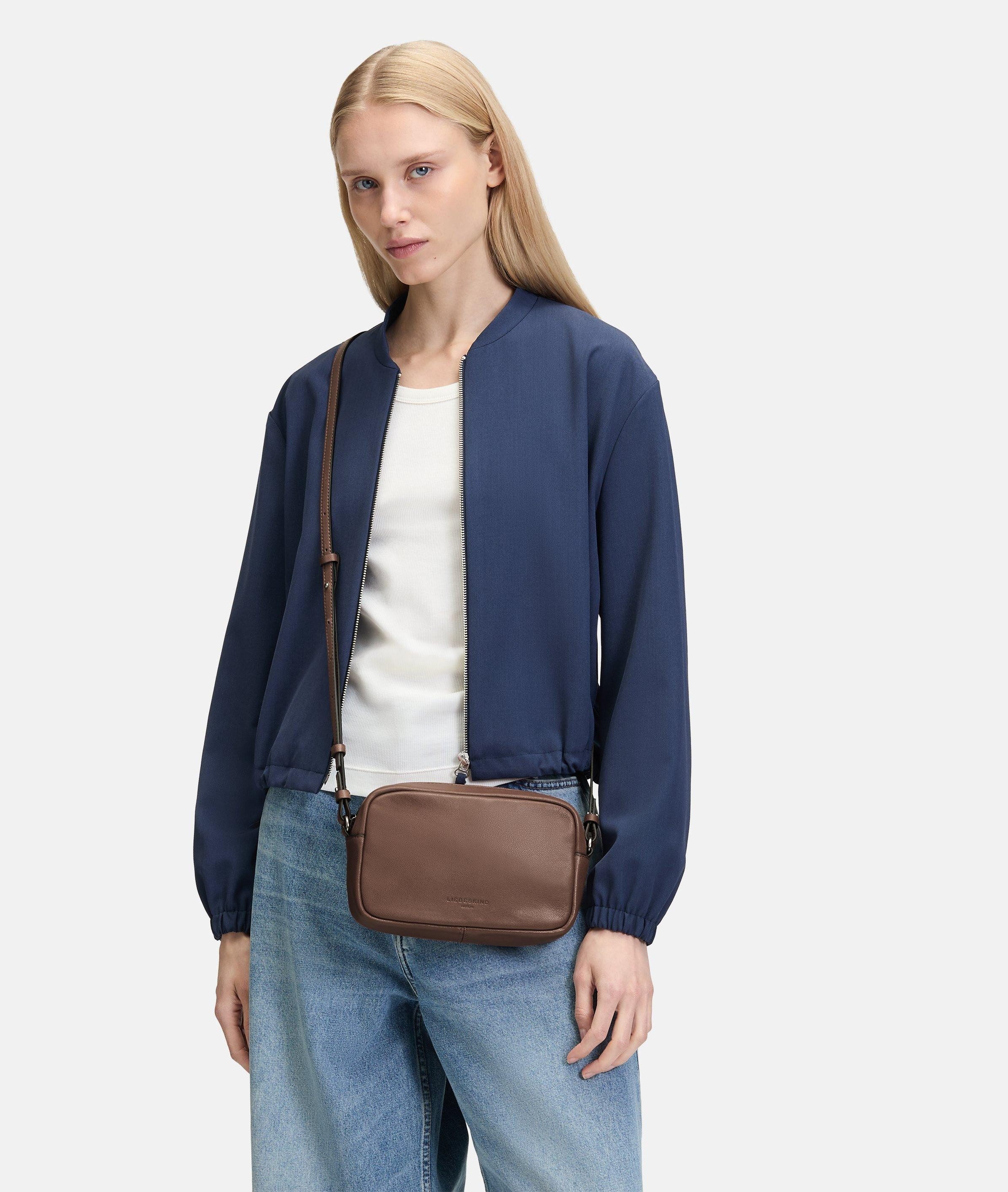 Liebeskind Berlin Umhängetasche Ella Camera-Bag S, Kleine Camera Bag aus weichem Leder