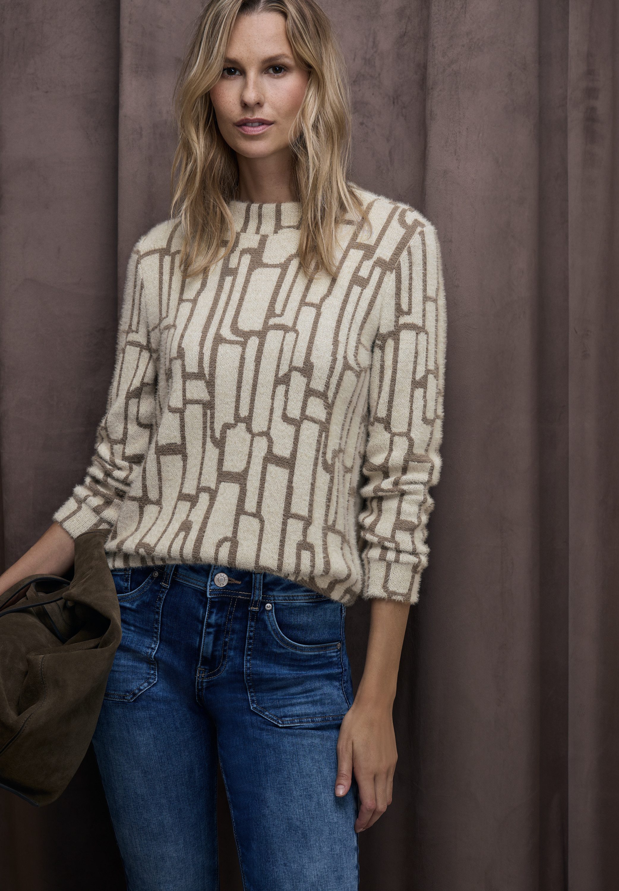 STREET ONE Langarmshirt mit grafischem Muster