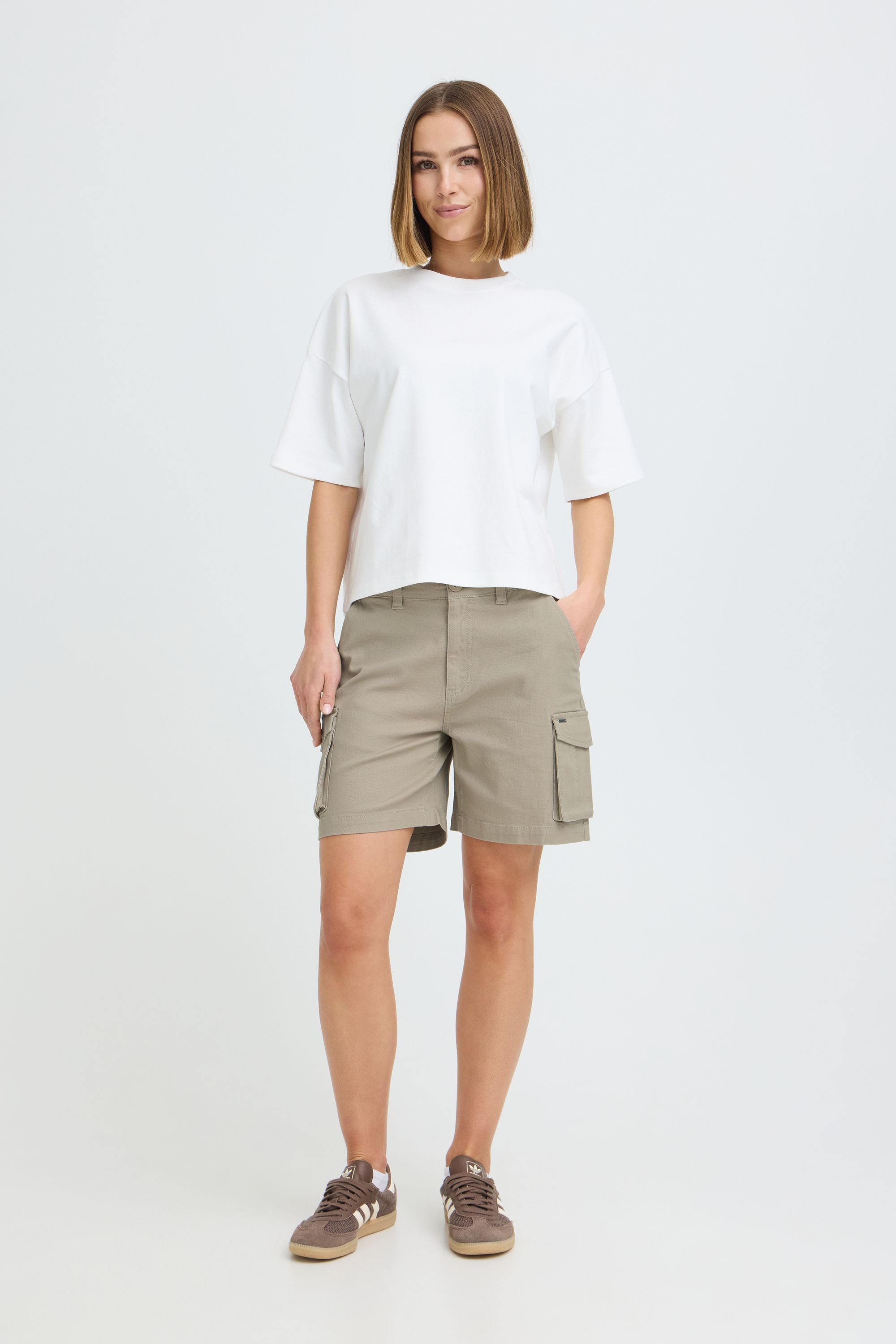 OXMO Bermudas OXKVINNE Stilvolle Cargoshorts
