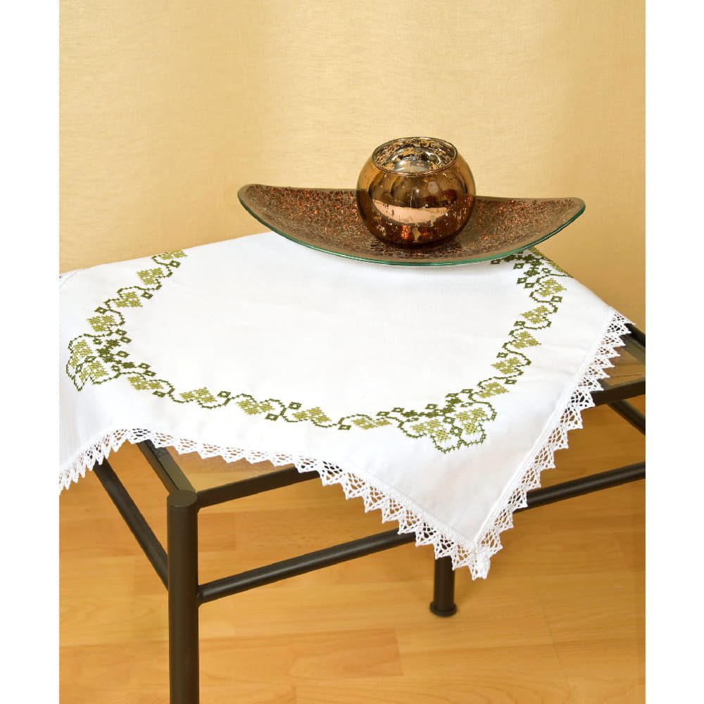 Hofer Kreativset Bestickbare Brotkorbdecke mit Spitze & Aida-Feld (45x45 cm) – Weiß, (embroidery kit by Marussia)