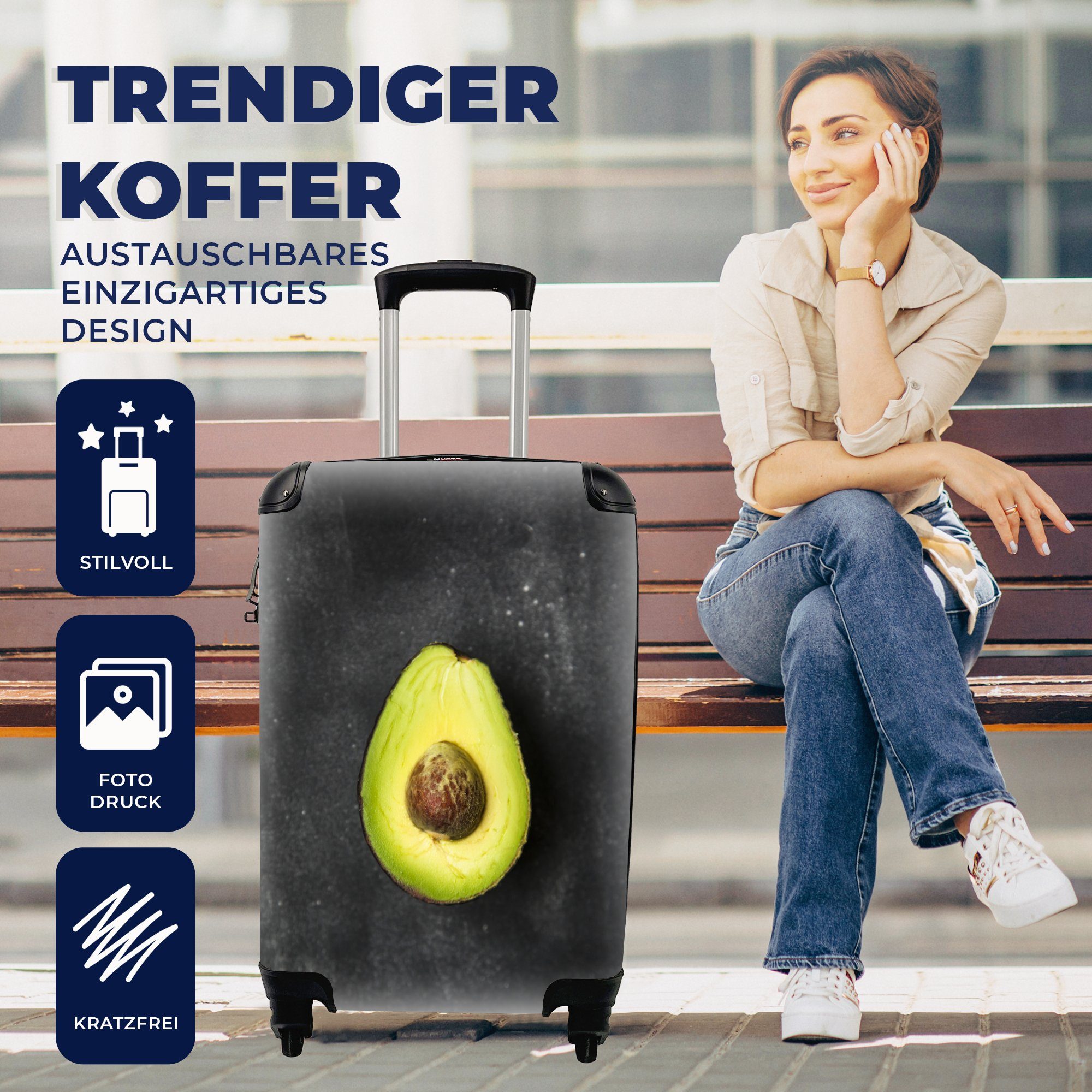 für Ferien, Reisetasche auf Reisekoffer einem 4 Einsame Handgepäck MuchoWow Avocado mit Rollen, Tisch, Handgepäckkoffer schwarzen Trolley, rollen,