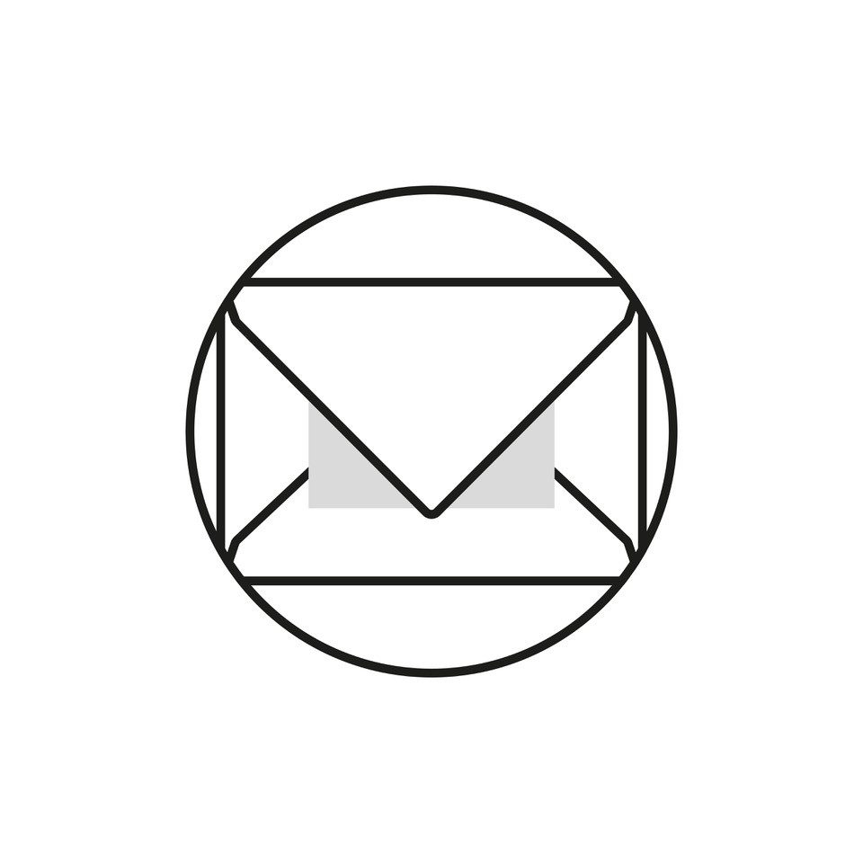 Briefumschläge24Plus Briefumschlag 25 St. 15,5 x 15,5 cm Briefumschläge Quadratisch Rosen Rot, 15,5 x 15,5 mm Briefumschläge Recyceltes Material